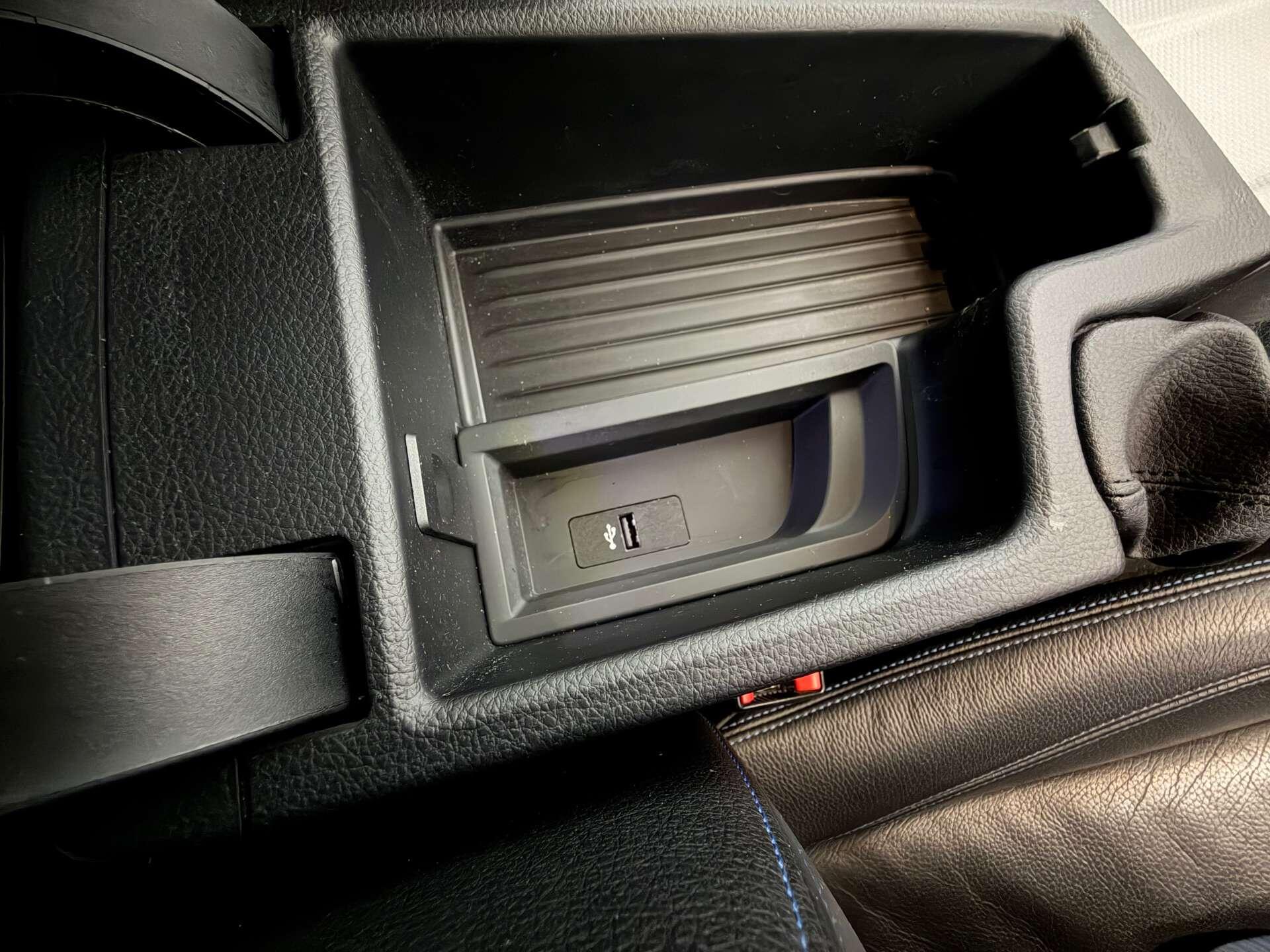 BMW 3 Series view 36