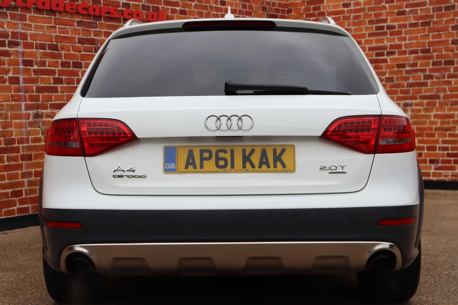 Audi A4 Allroad view 17