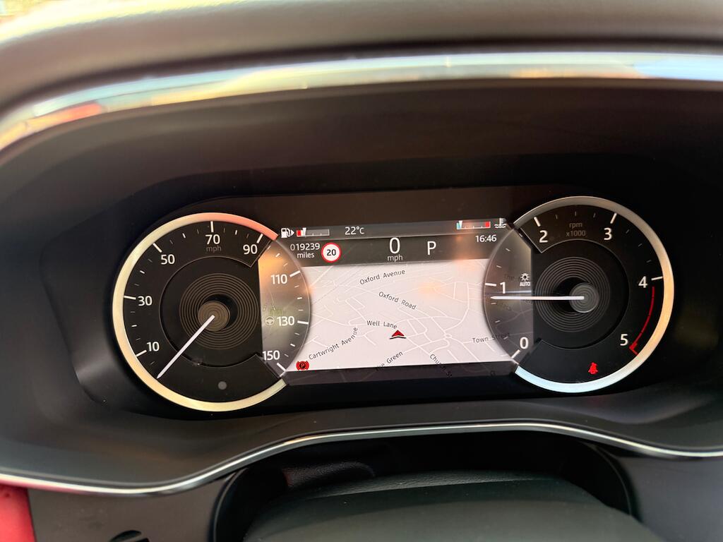 Jaguar F-Pace view 54