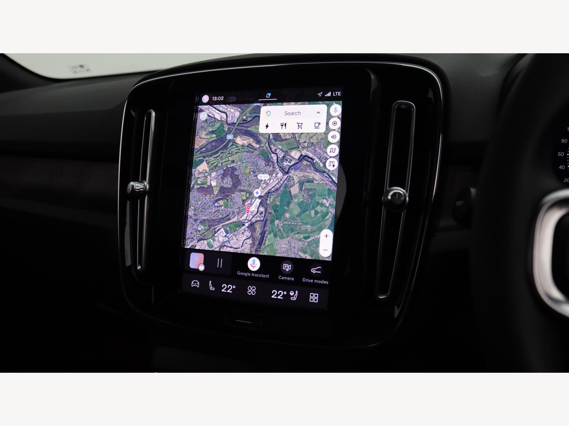Volvo XC40 view 19