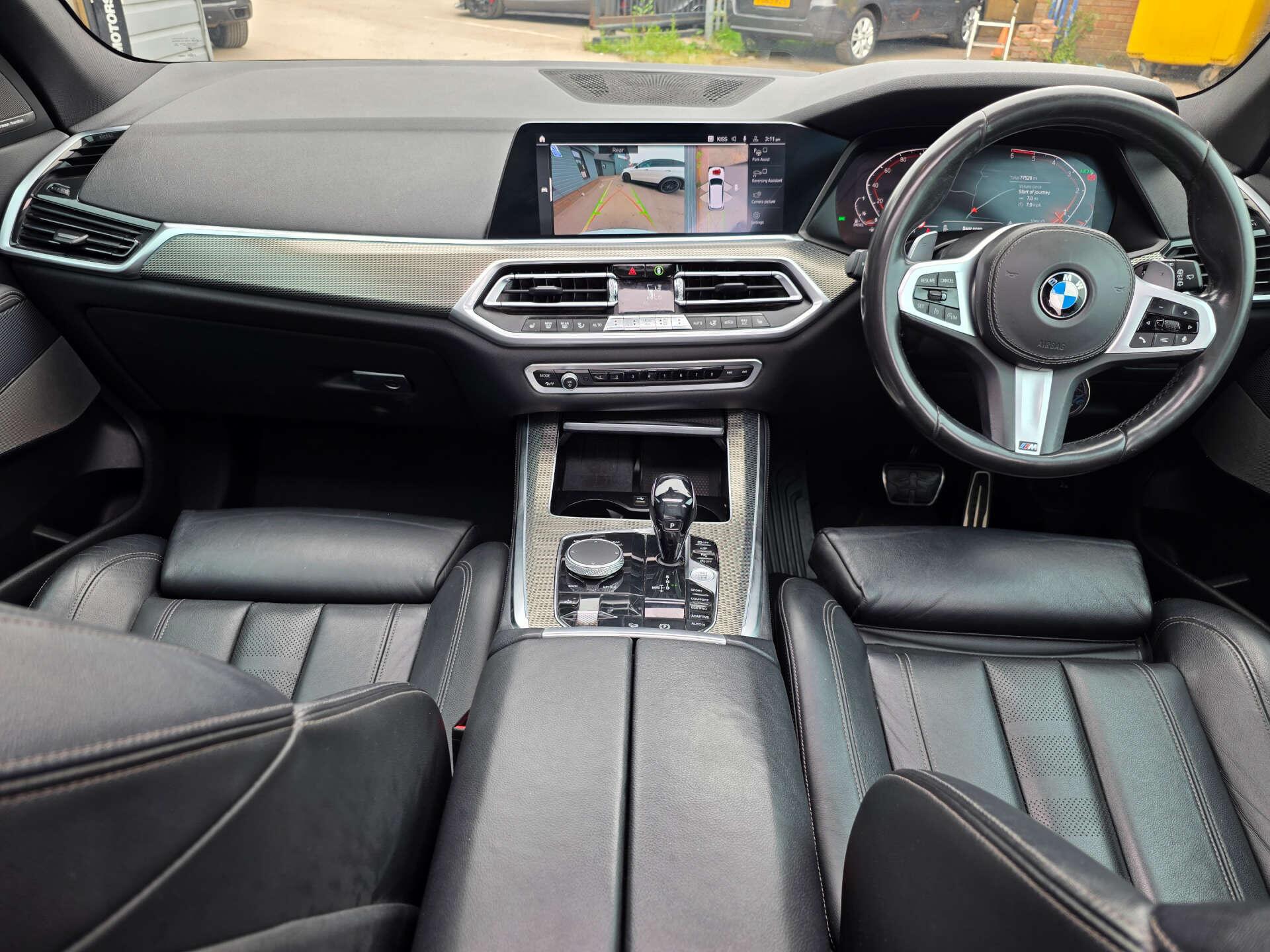 BMW X5 view 18