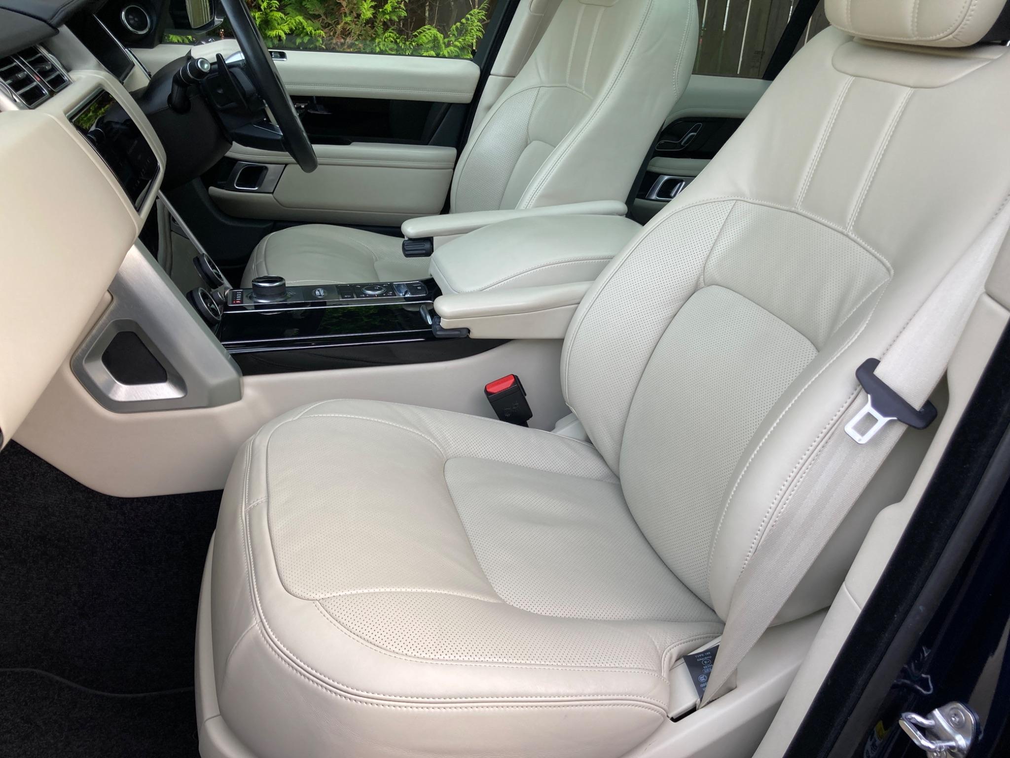 Land Rover Range Rover view 42