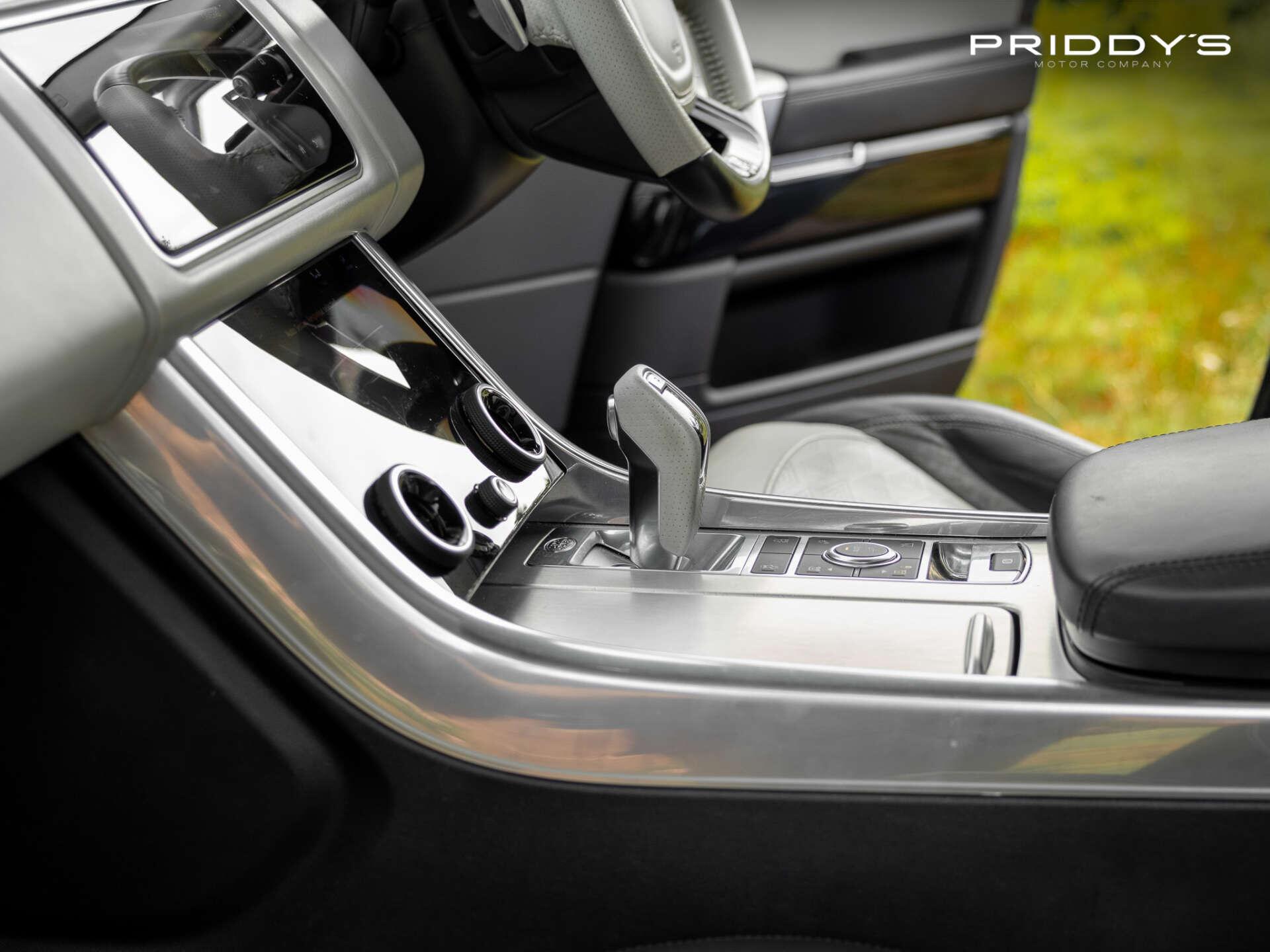 Land Rover Range Rover Sport view 31
