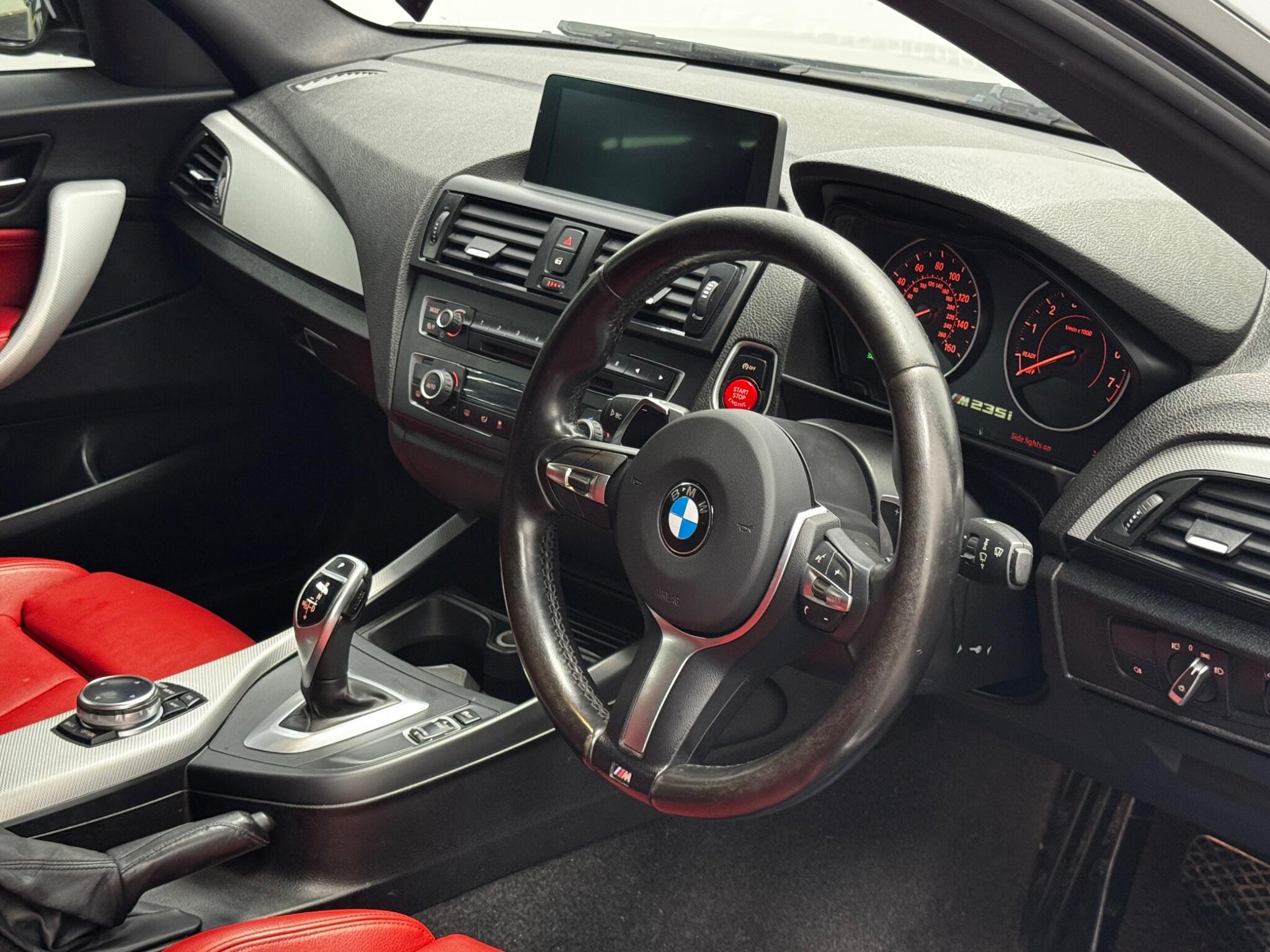 BMW 2 Series view 60