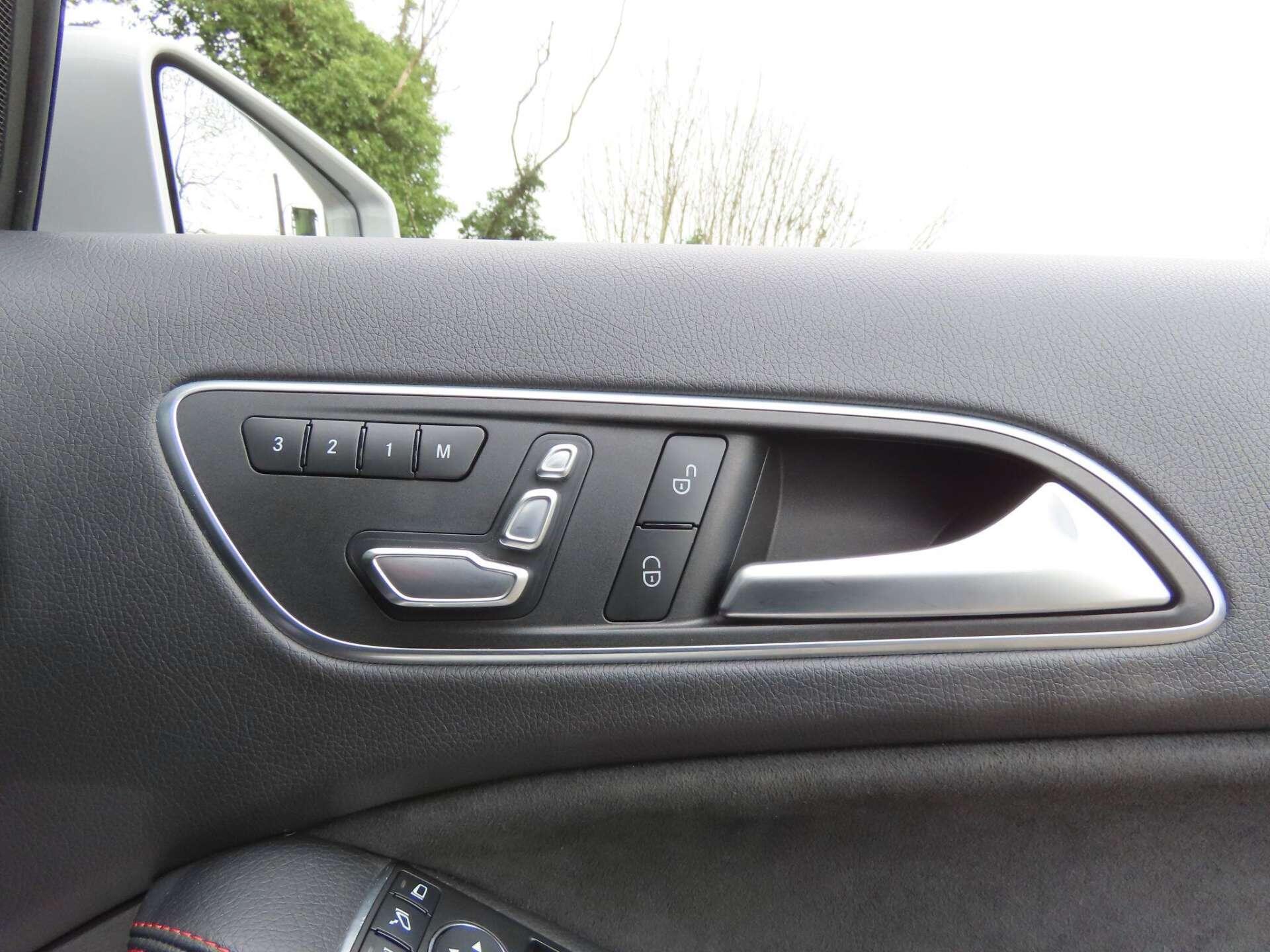 Mercedes-Benz A-Class view 14