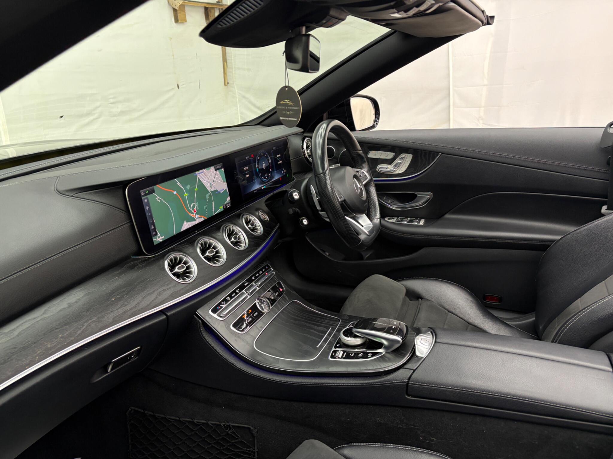 Mercedes-Benz E-Class view 17