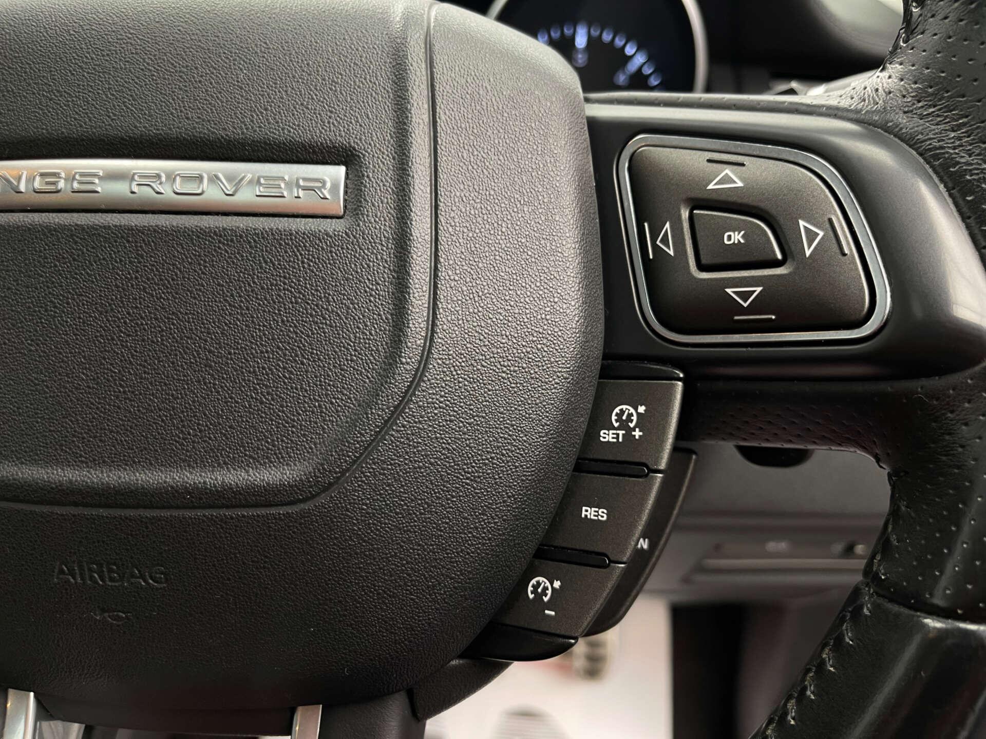 Land Rover Range Rover Evoque view 17
