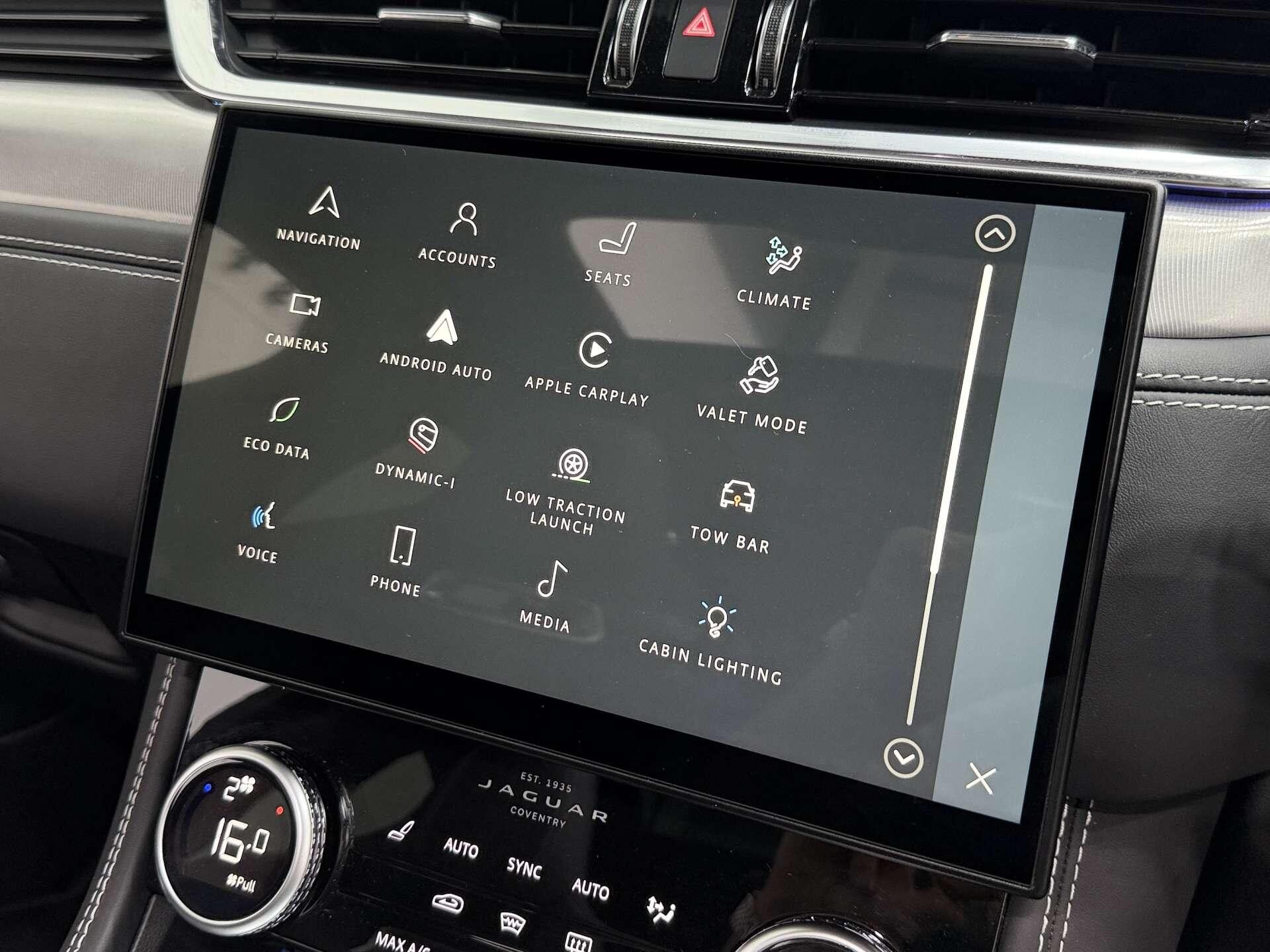 Jaguar F-Pace view 22