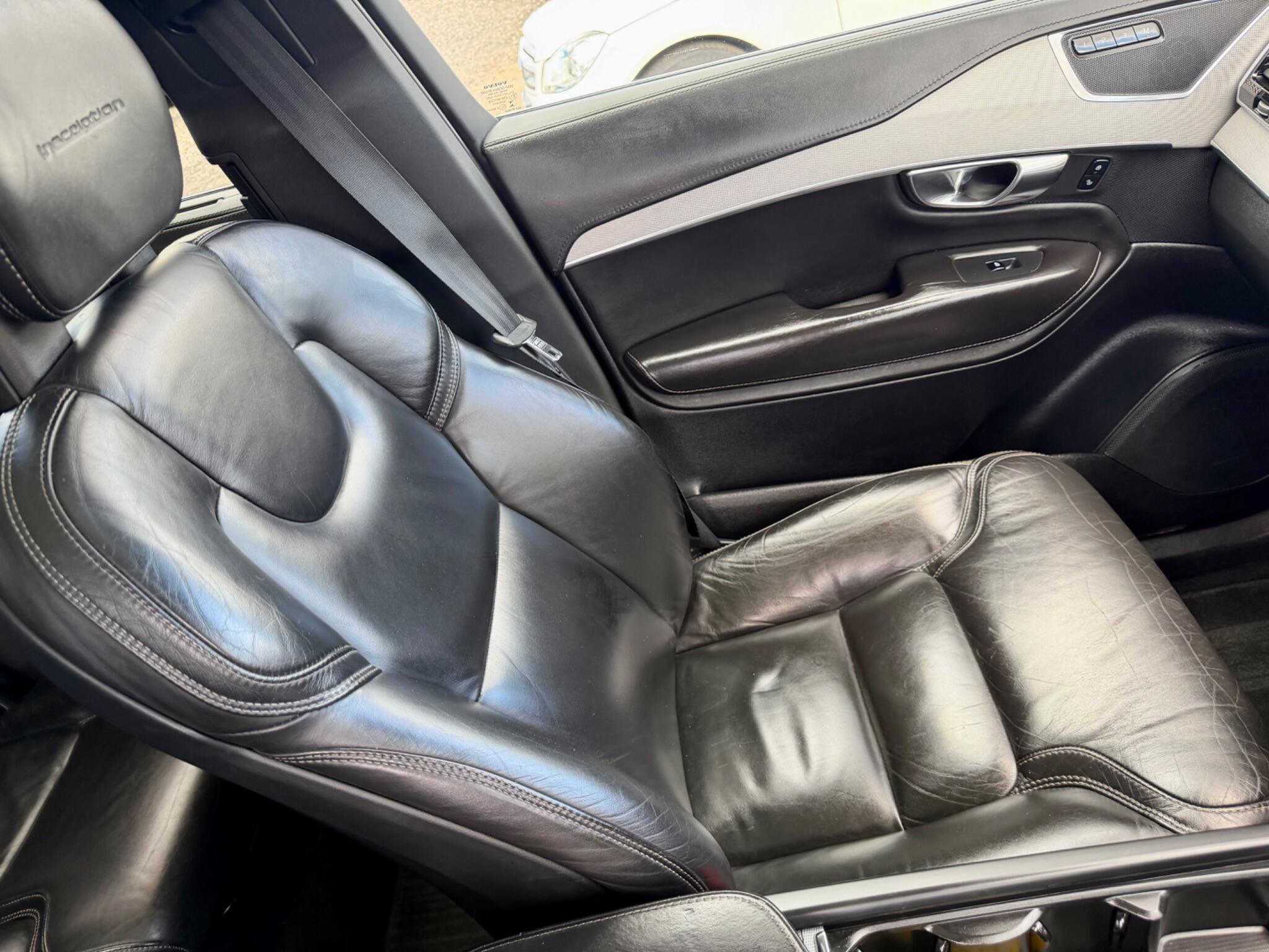 Volvo XC90 view 26