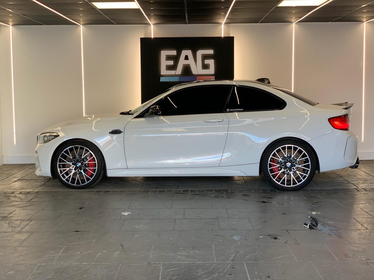 BMW M2 view 3