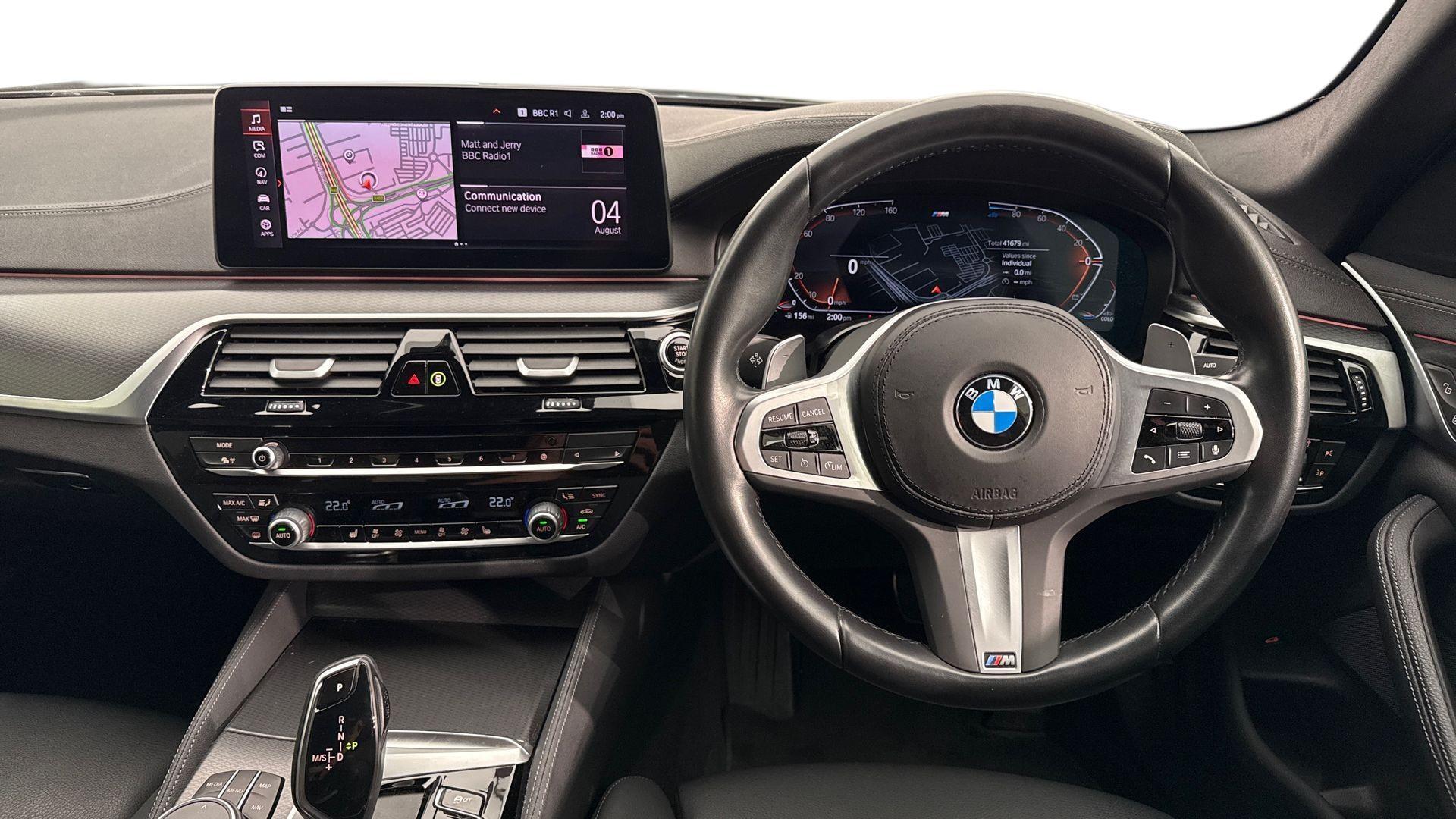 BMW 5 Series view 5