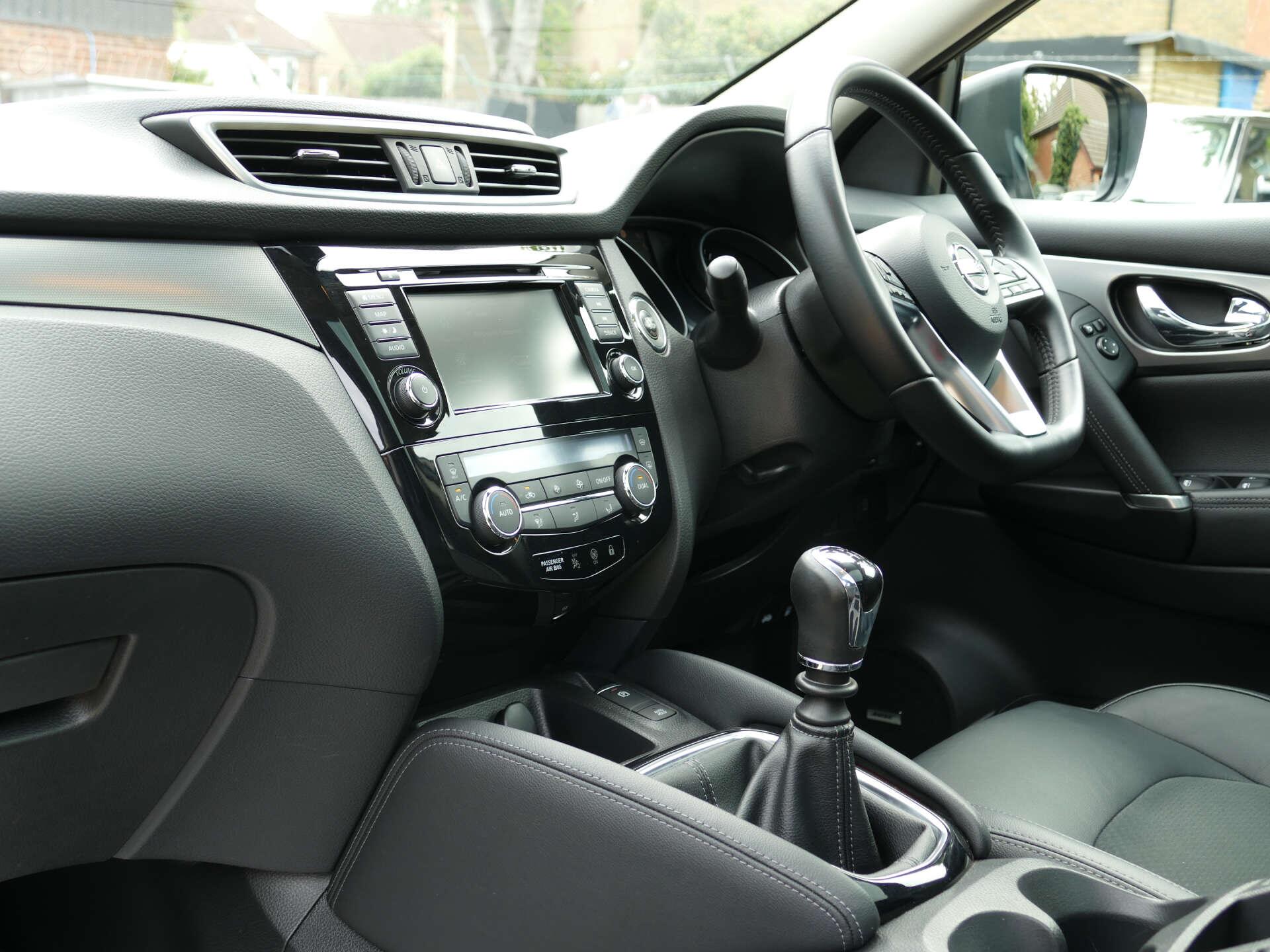 Nissan Qashqai view 24