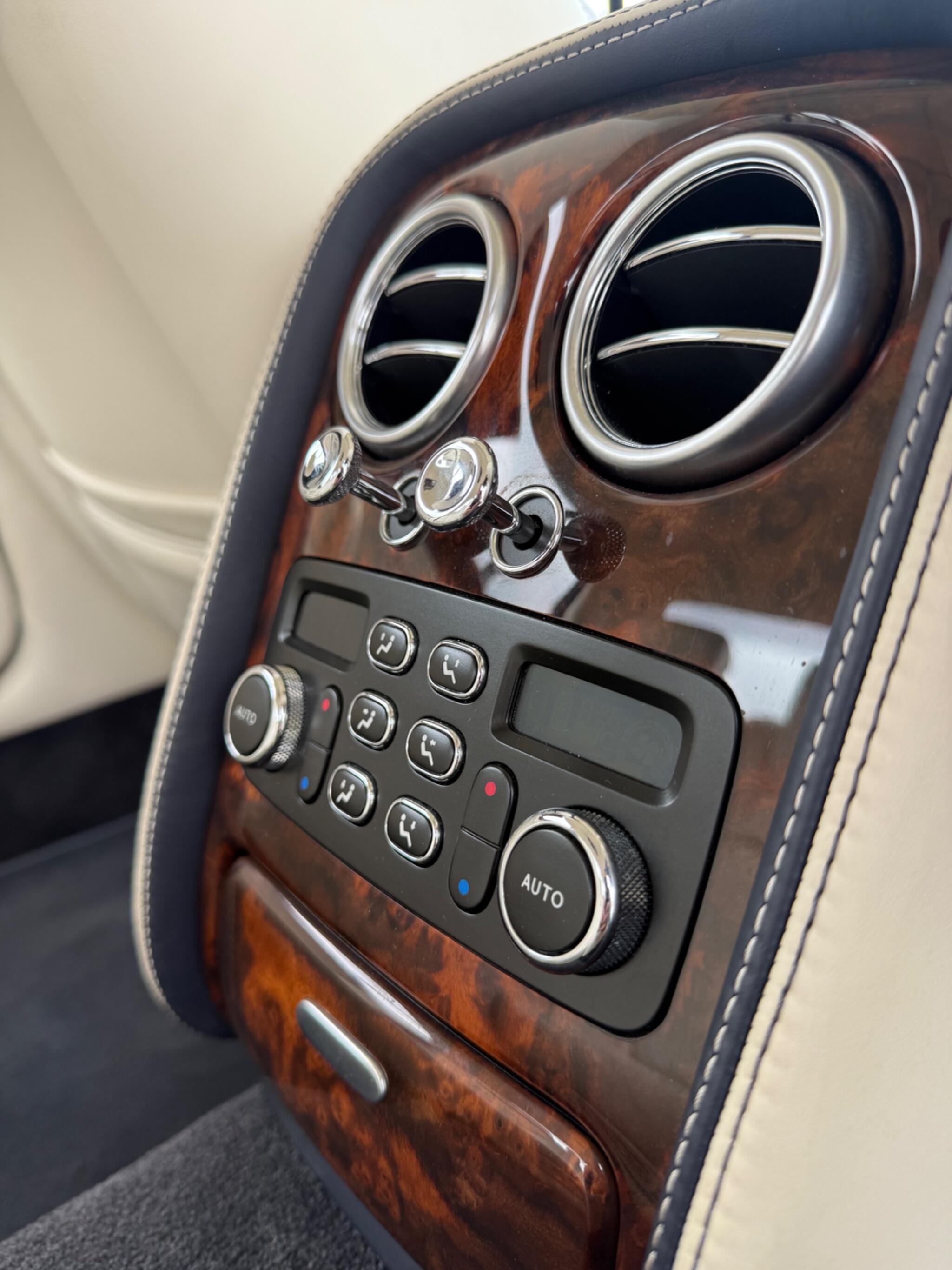 Bentley Continental view 86