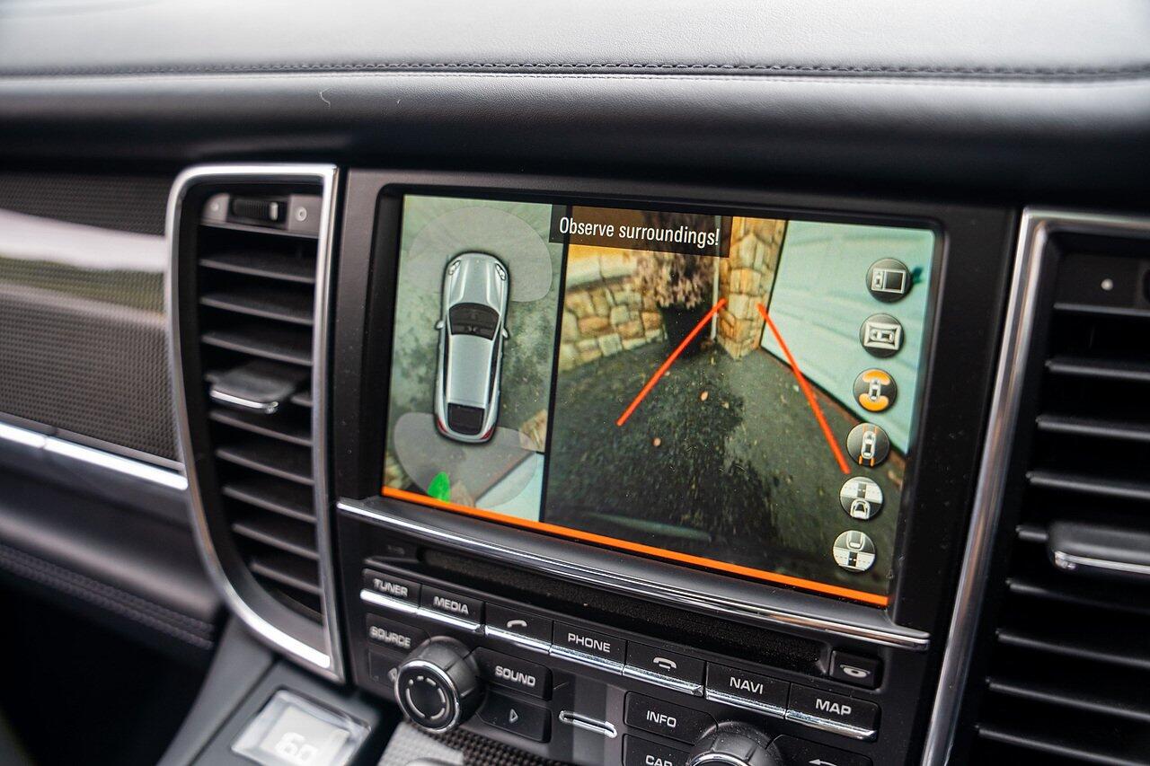 Porsche Panamera view 84