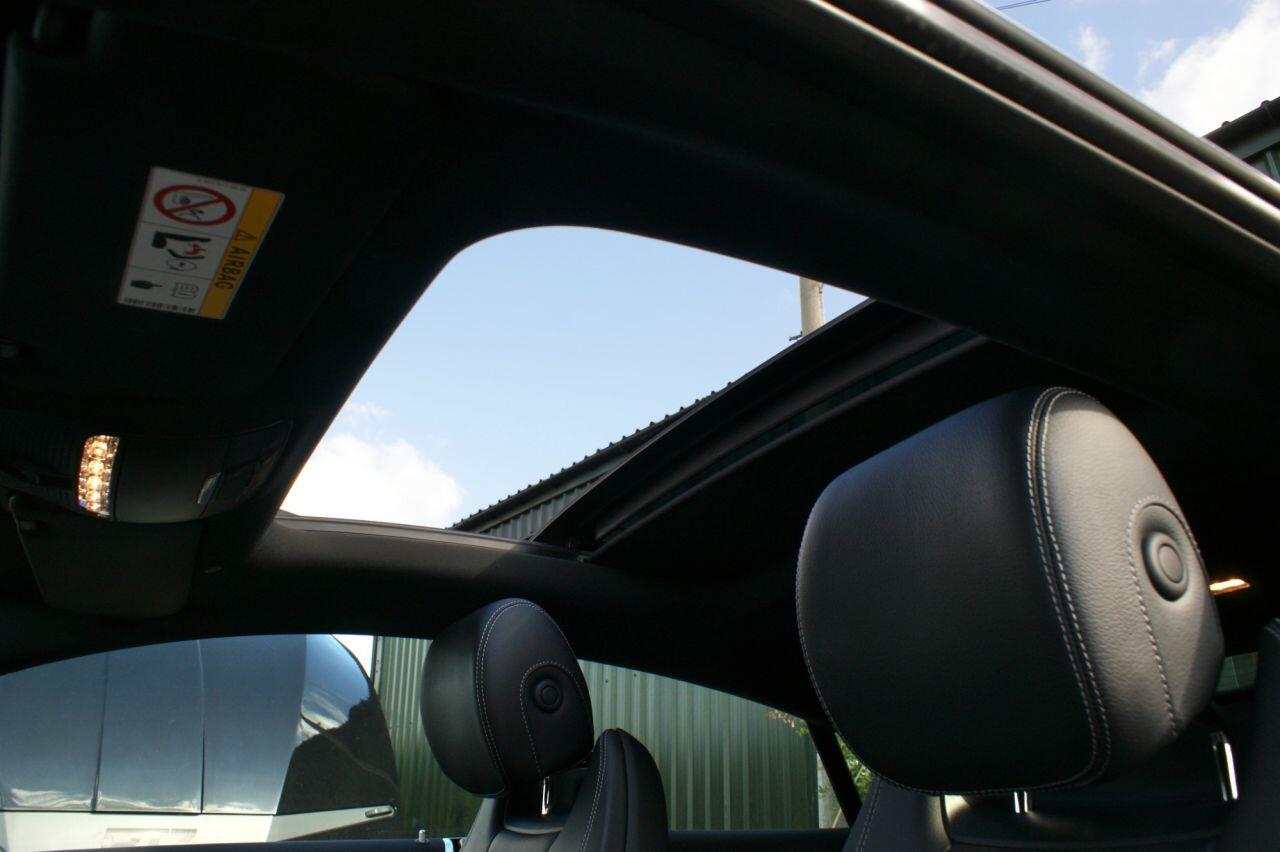 Mercedes-Benz E Class view 31