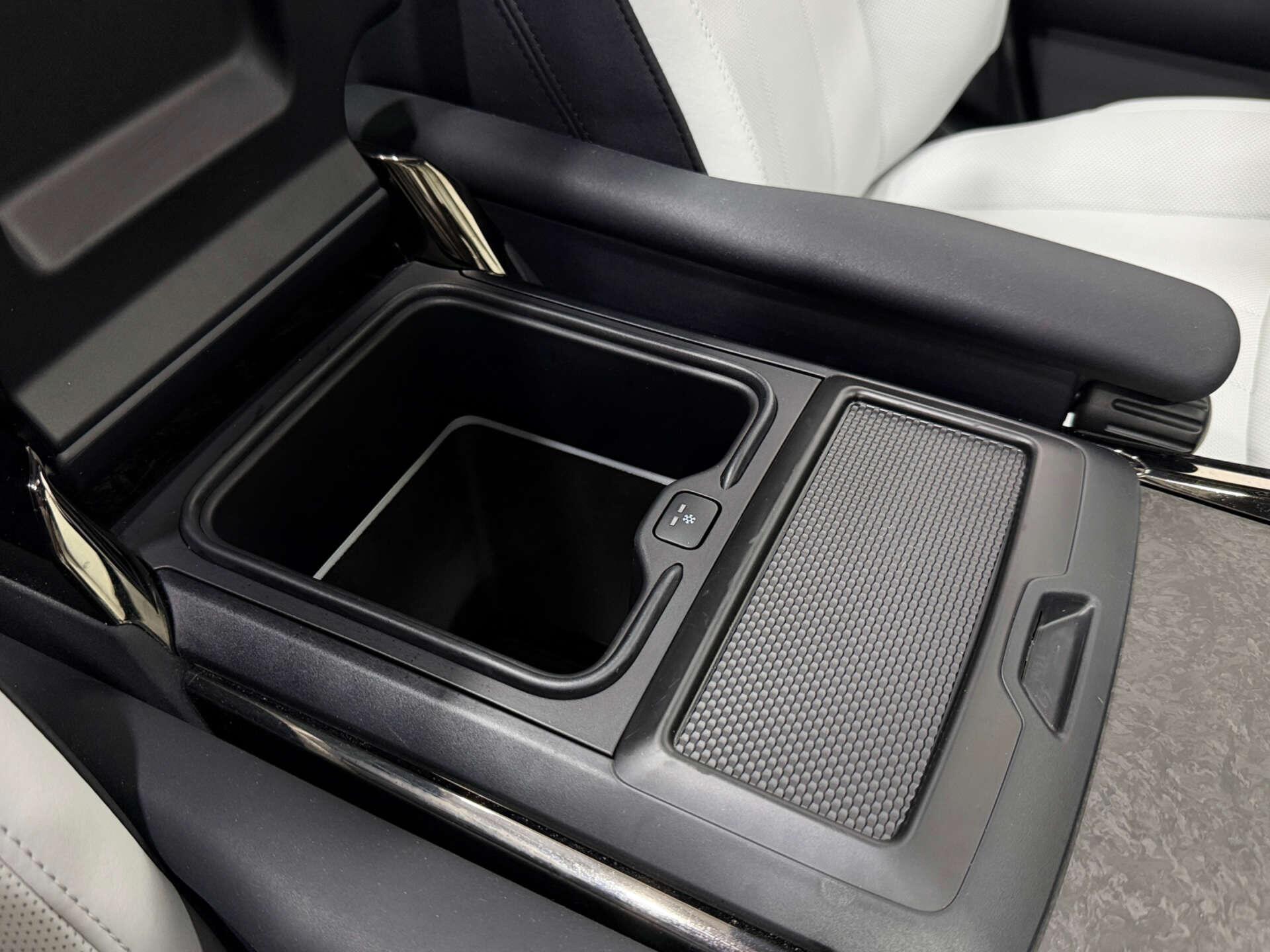 Land Rover Range Rover Sport view 46