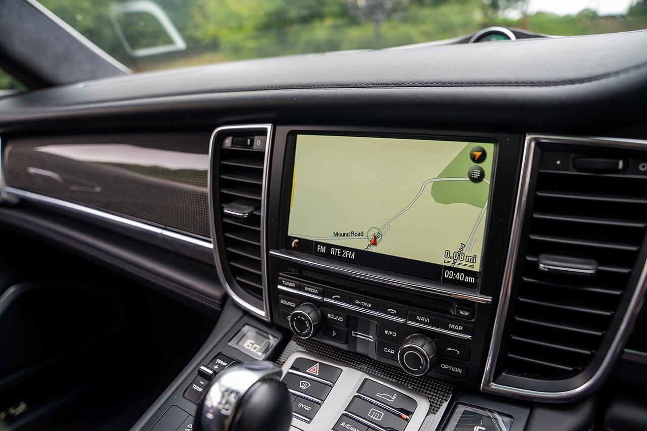 Porsche Panamera view 83