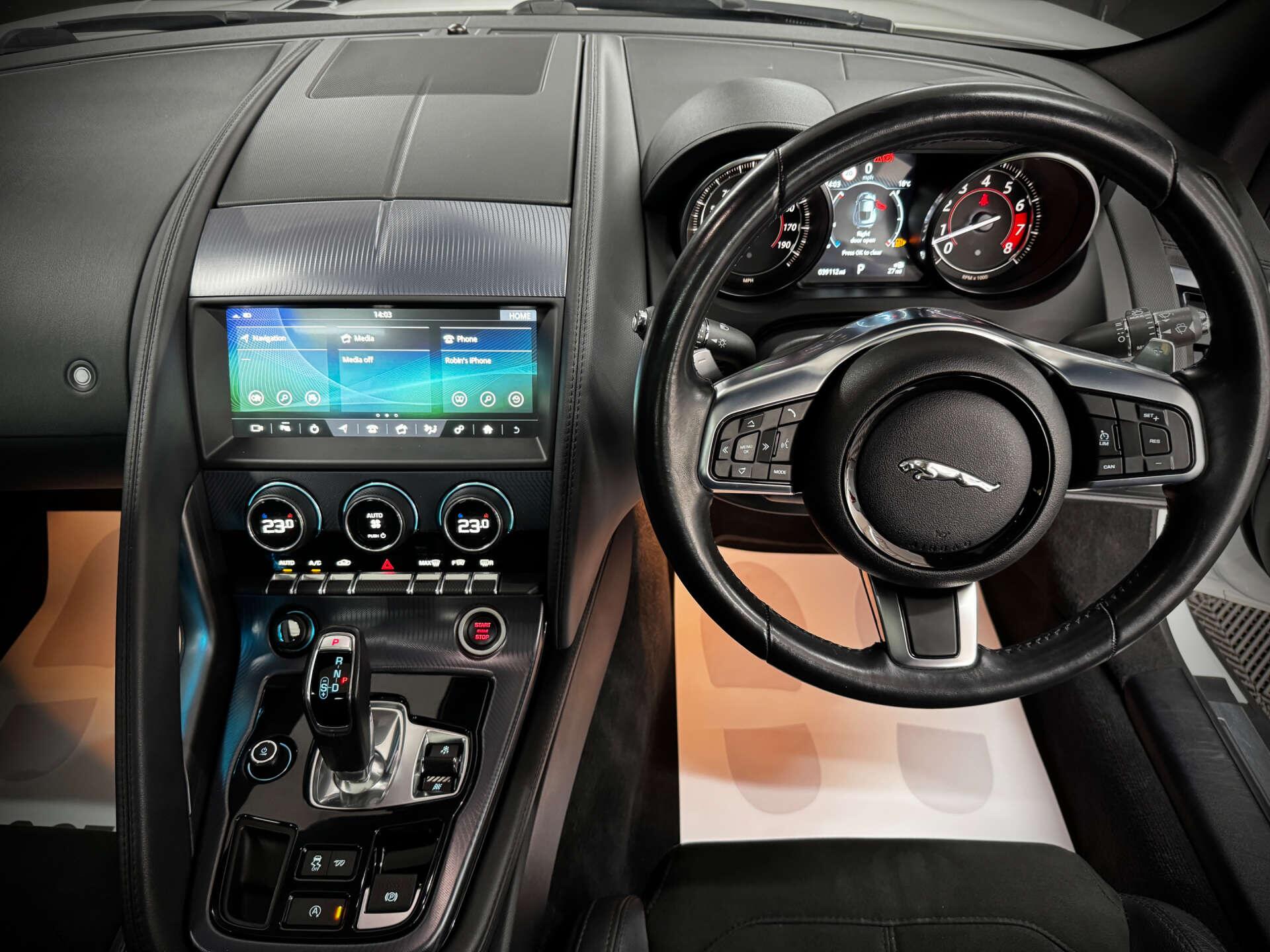 Jaguar F-Type view 43