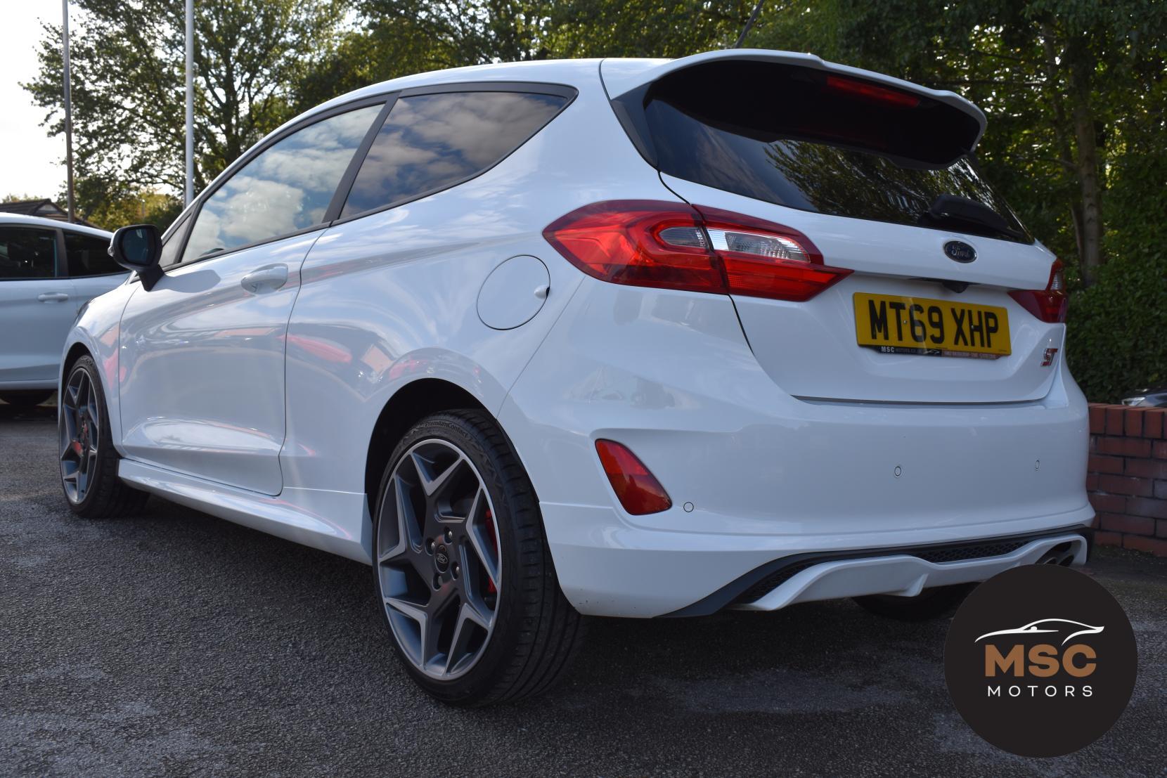 Ford Fiesta view 12