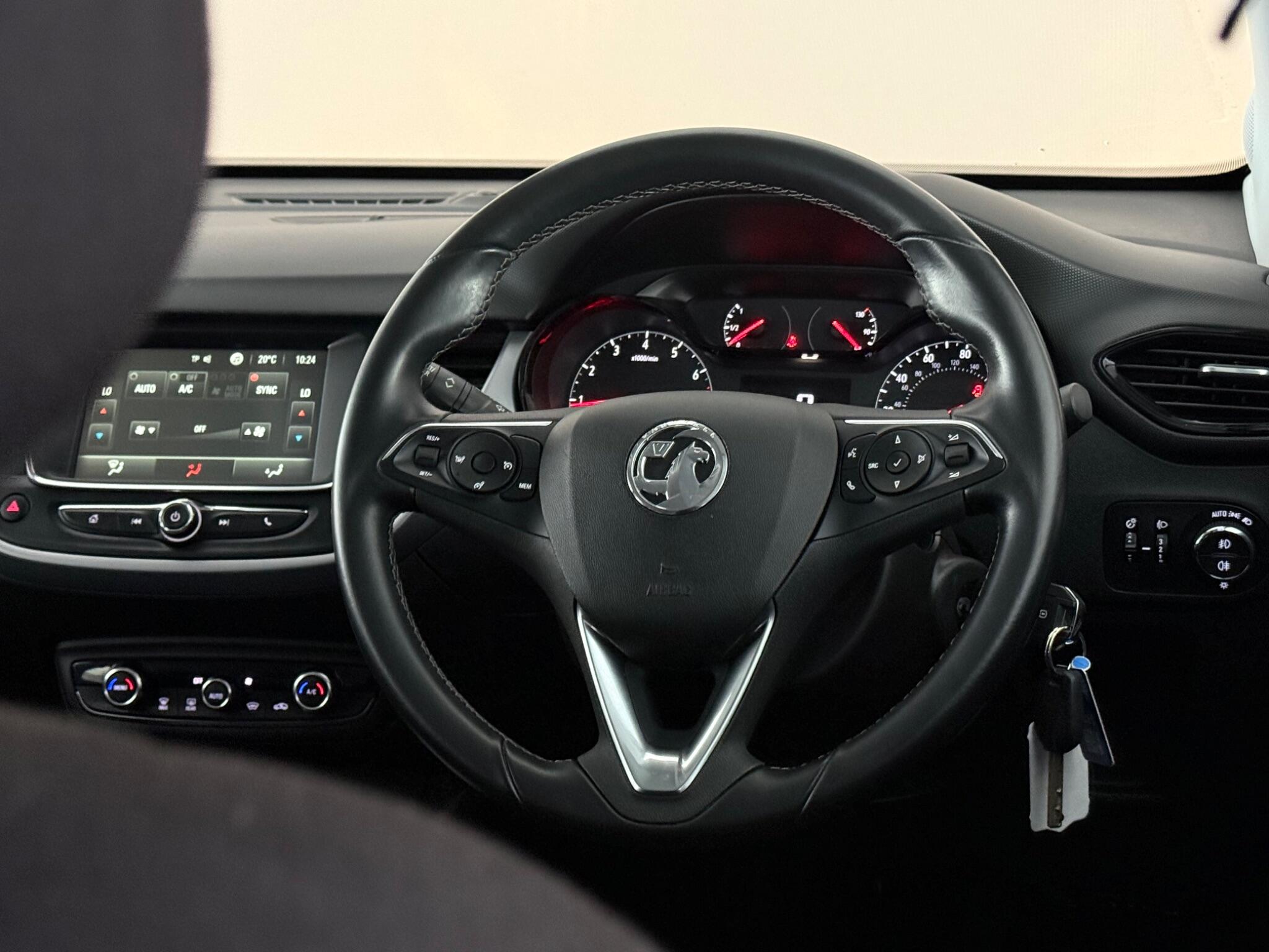 Vauxhall Crossland X view 12