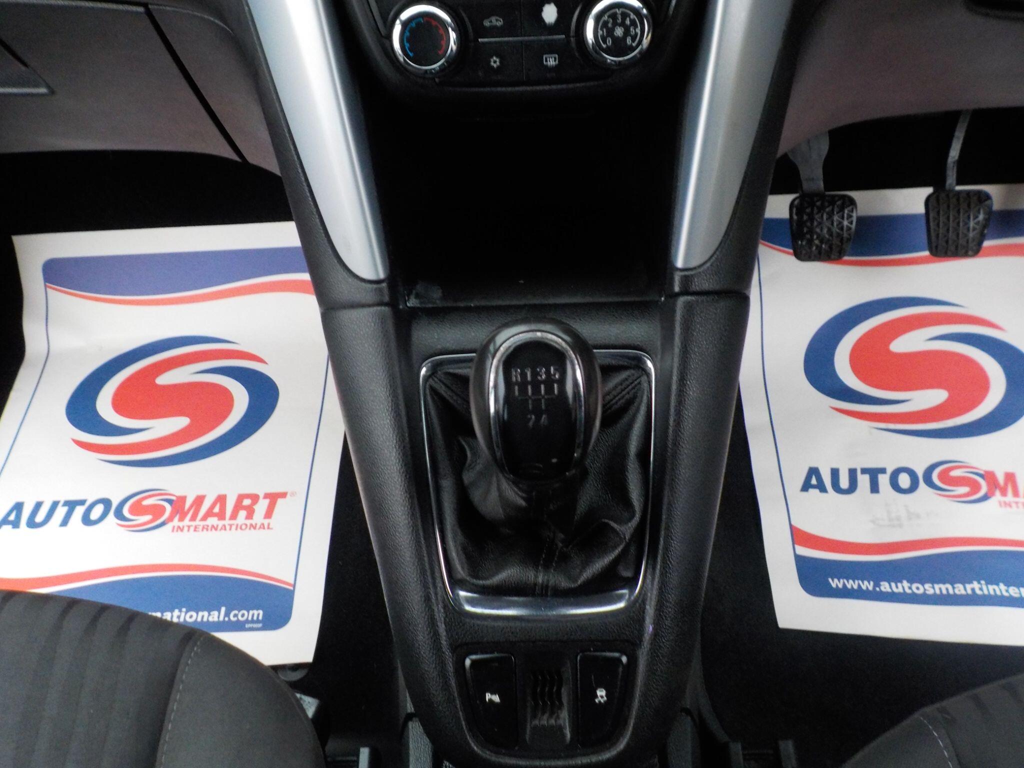 Vauxhall Zafira Tourer 1.8 16V Exclusiv Euro 5 5dr