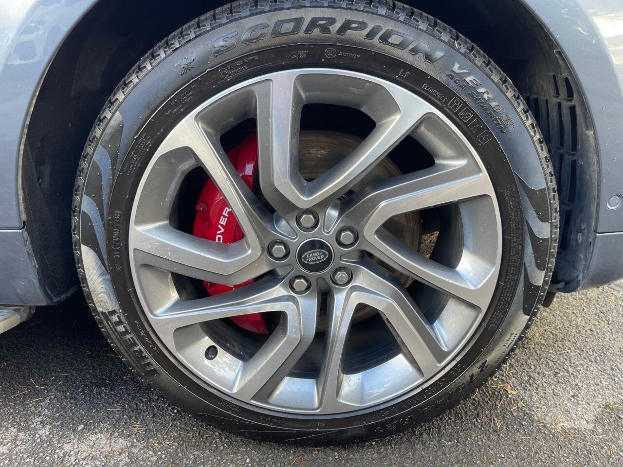 Land Rover Range Rover Sport view 2