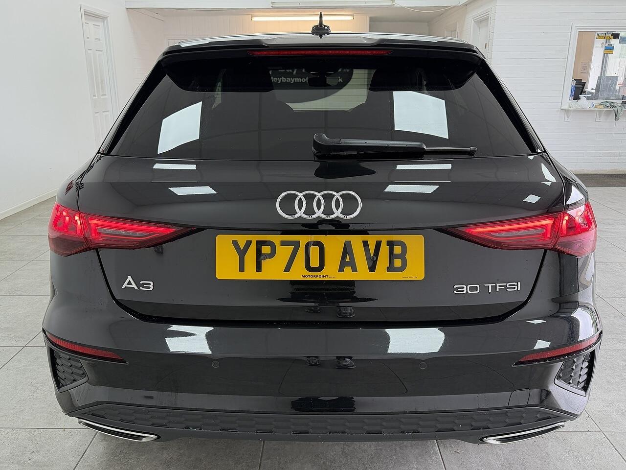 Audi A3 view 4