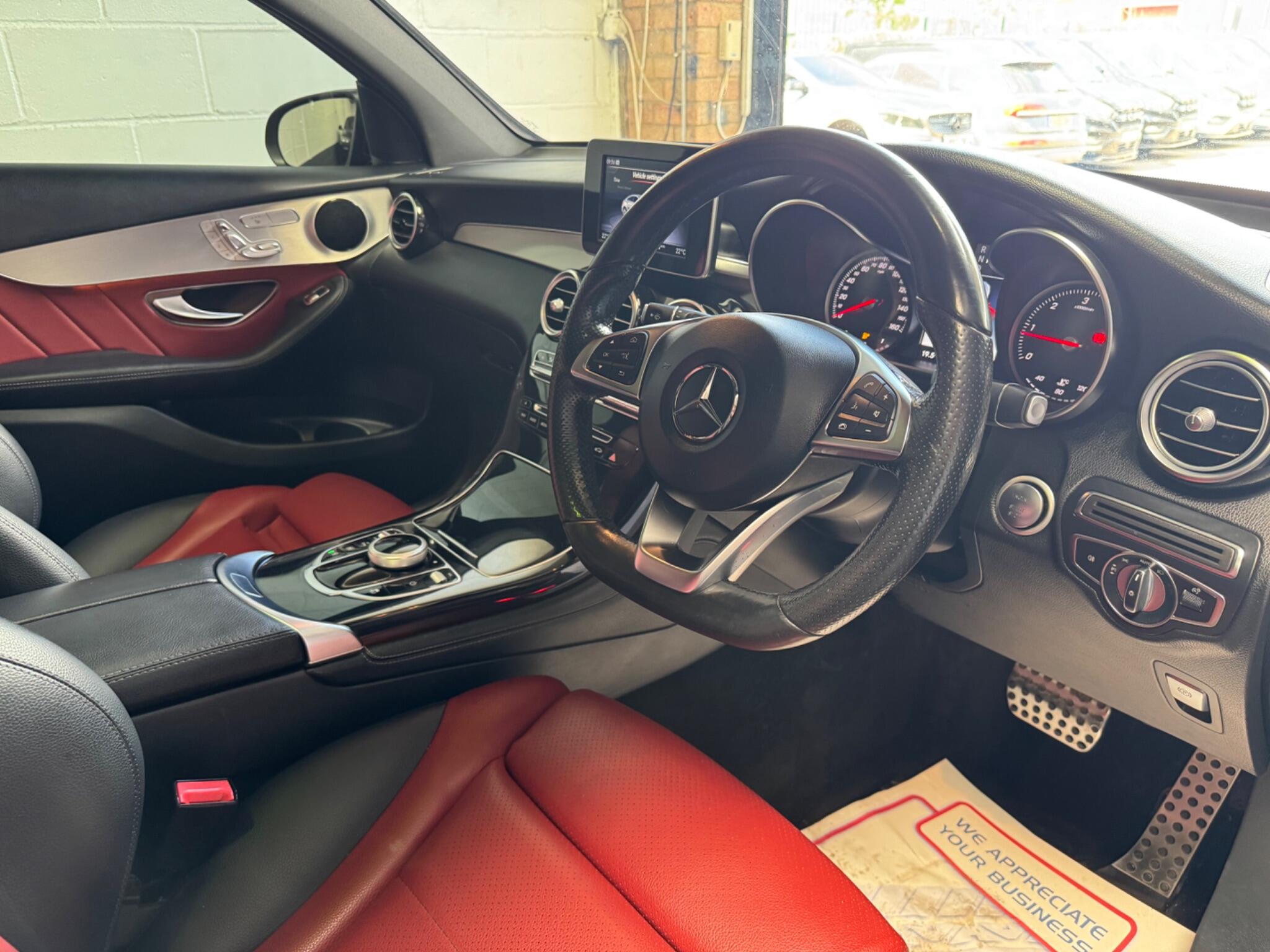Mercedes-Benz GLC view 9