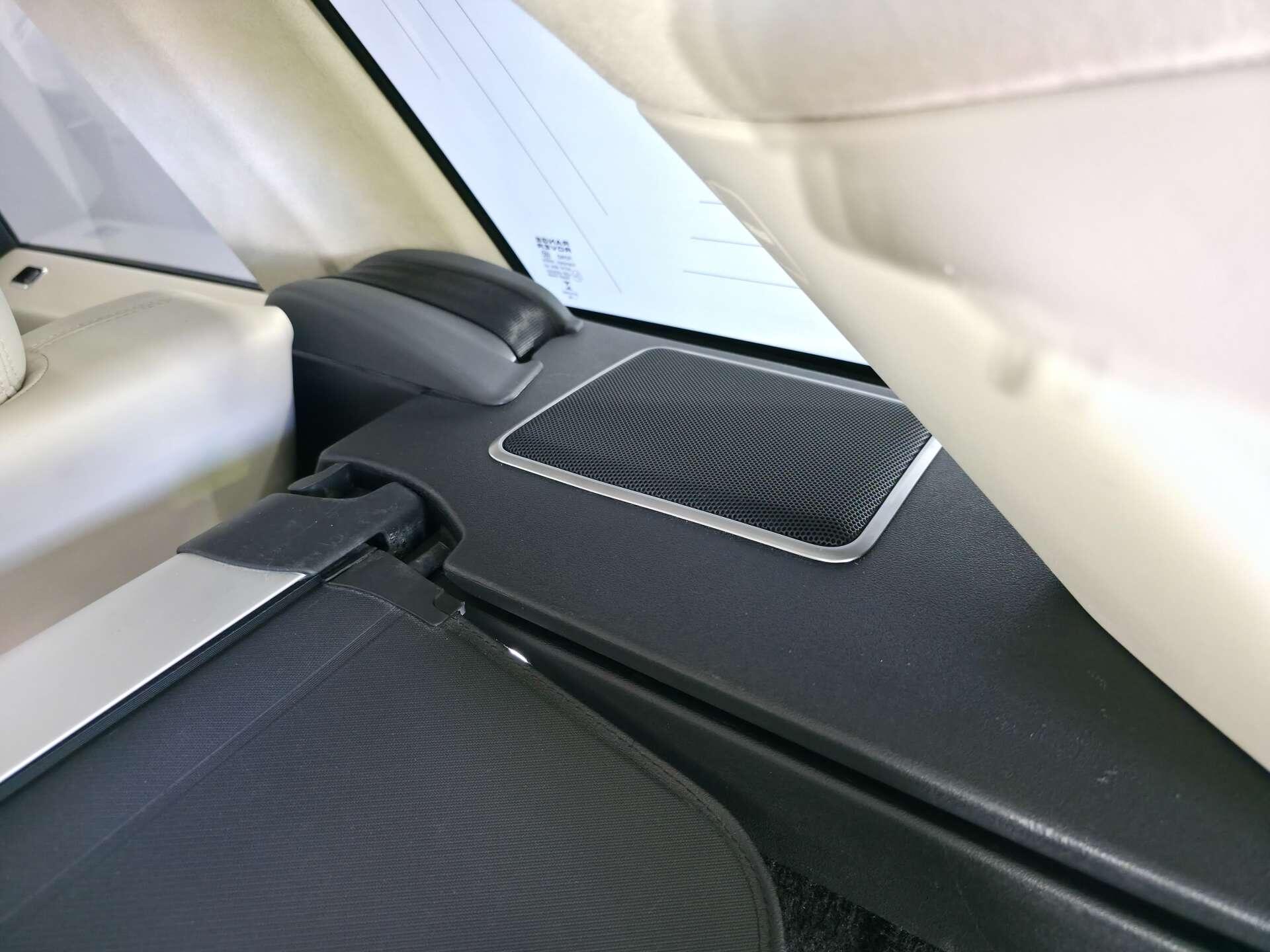 Land Rover Range Rover Sport view 25