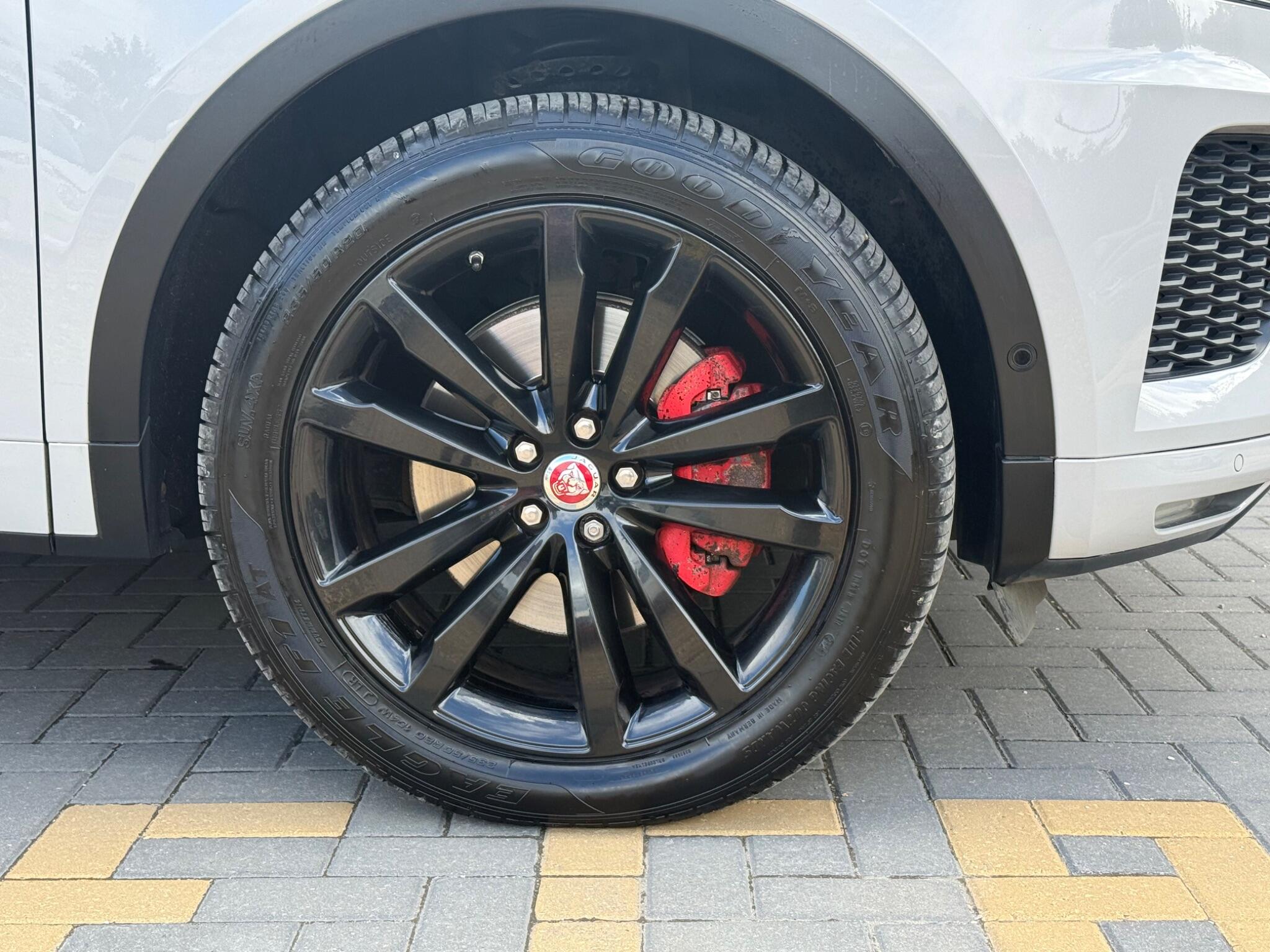 Jaguar E-Pace view 10