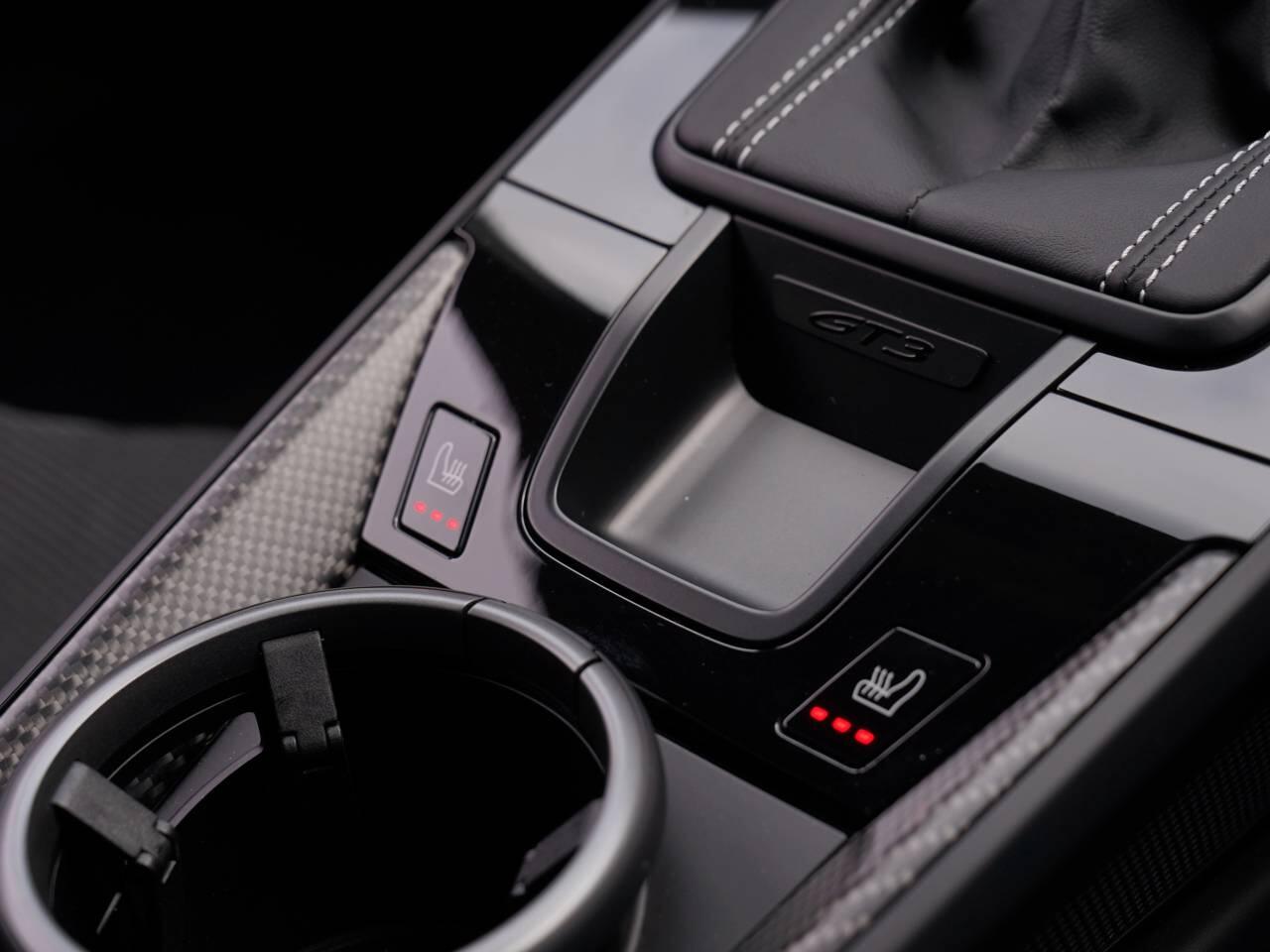 Porsche 911 view 43