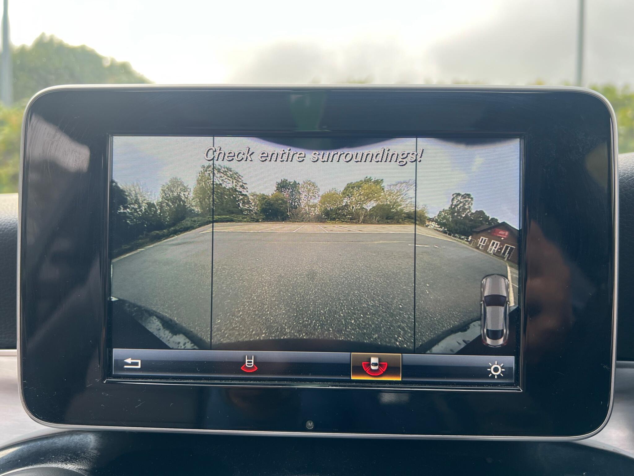 Mercedes-Benz C-Class view 44