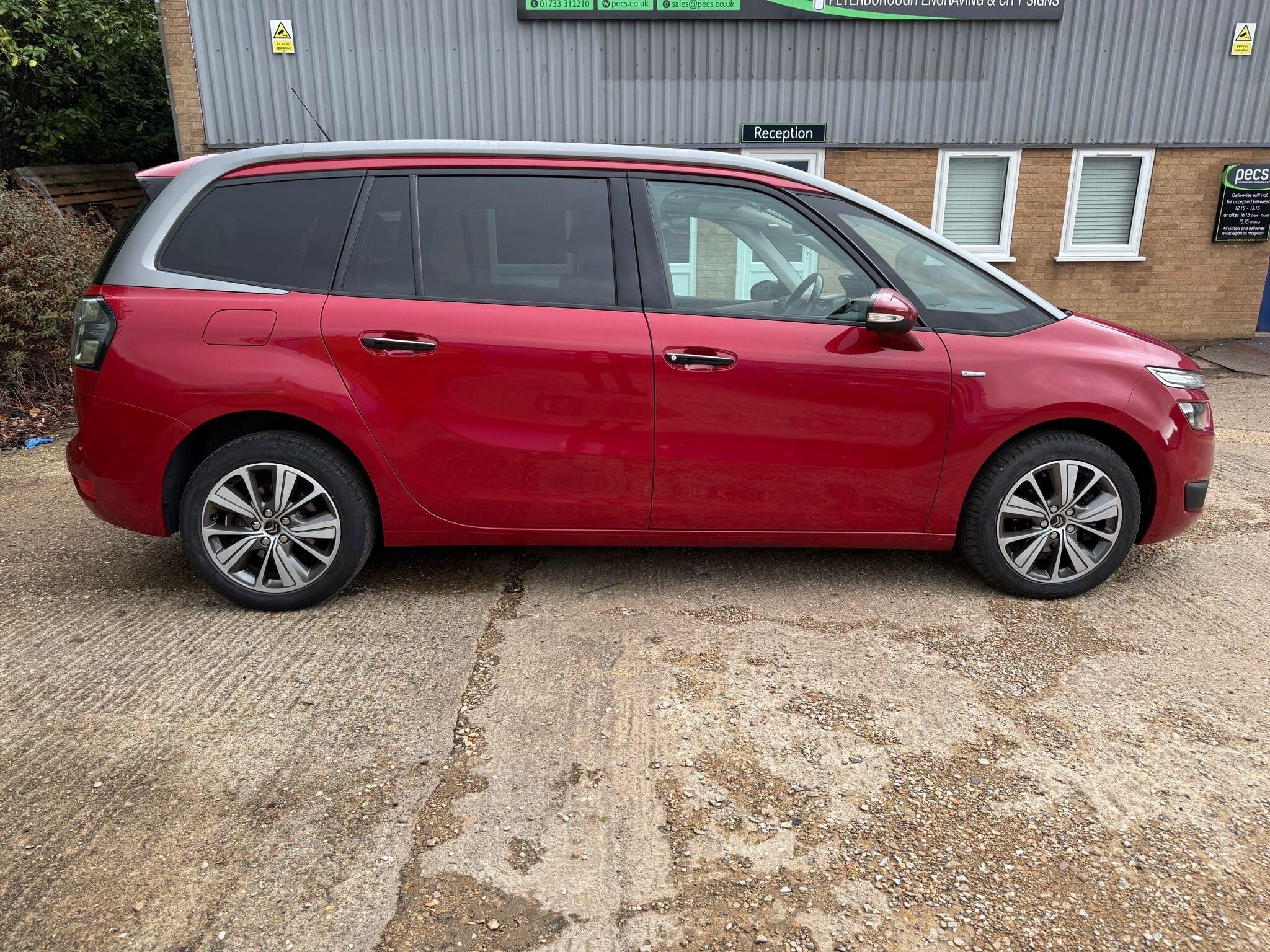 Citroen Grand C4 Picasso view 5
