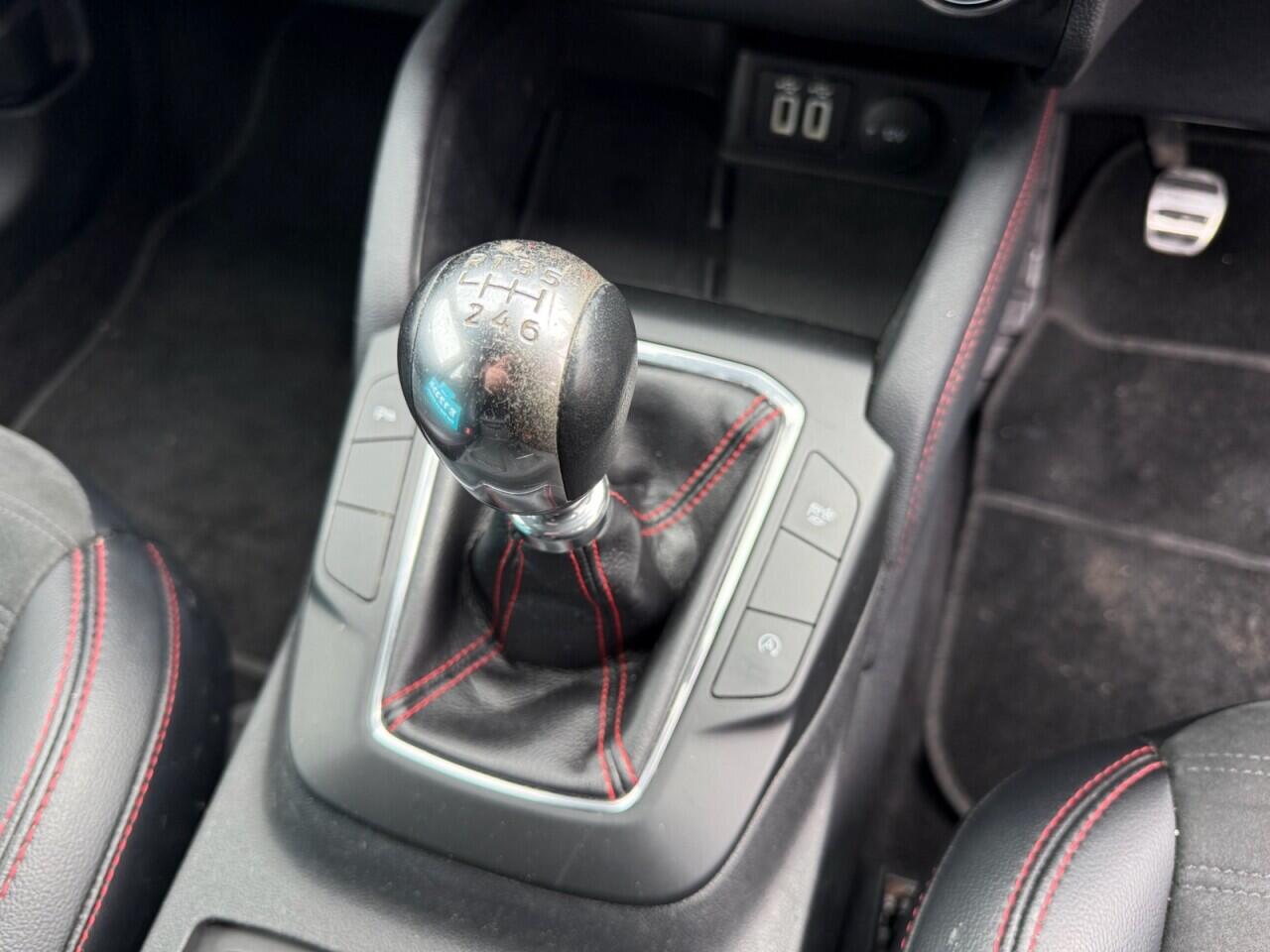 Ford Kuga view 10