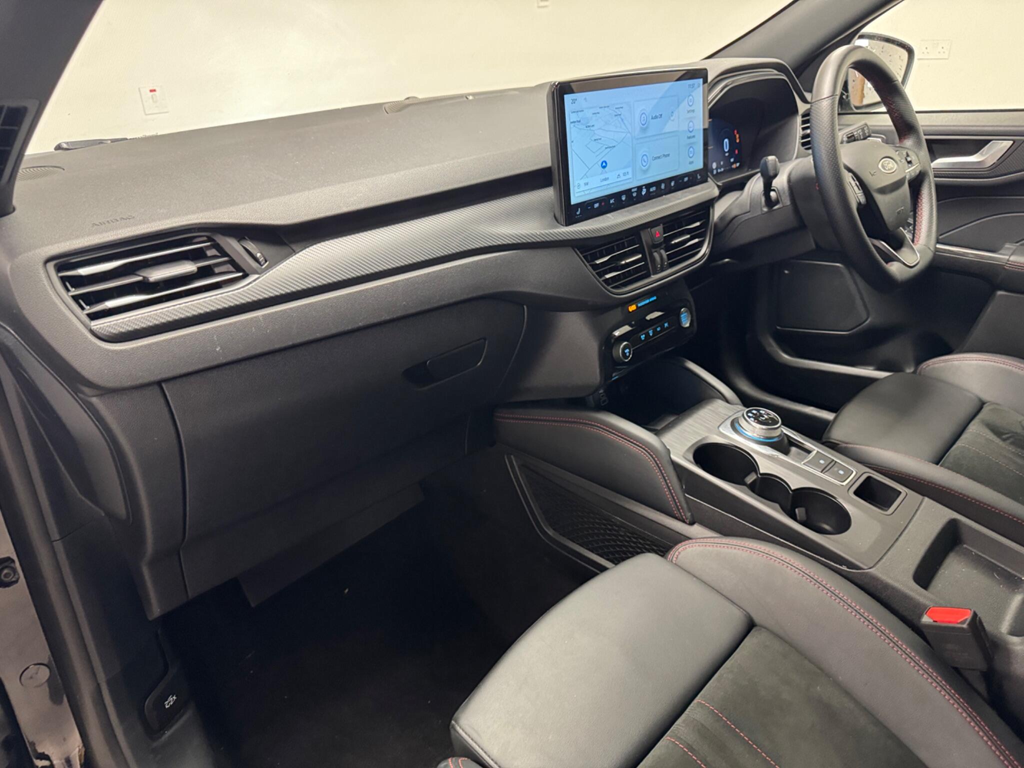 Ford Kuga view 8