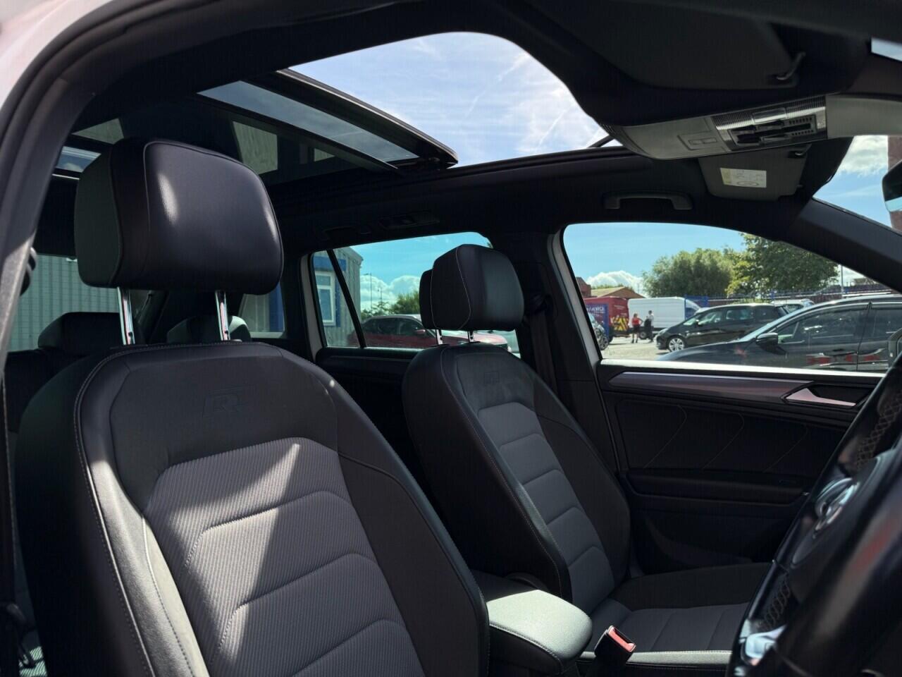 Volkswagen Tiguan view 51