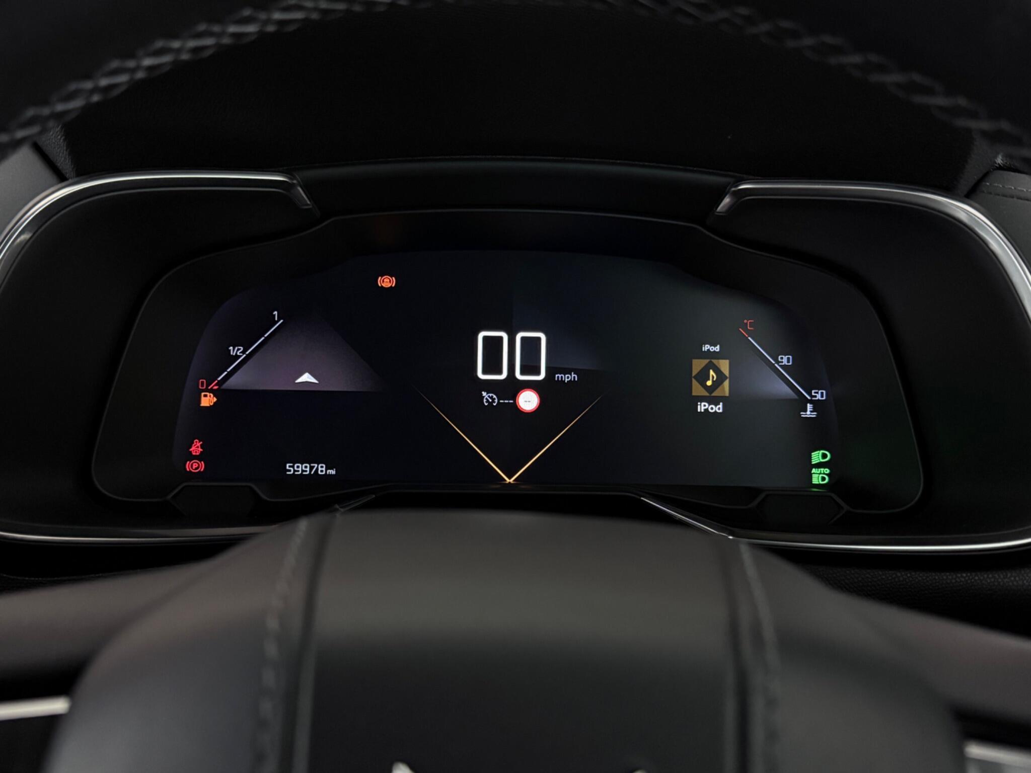 DS Automobiles DS 7 Crossback view 14