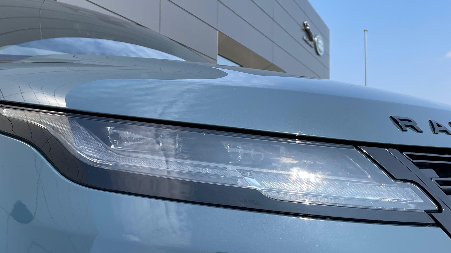 Land Rover Range Rover Evoque view 17