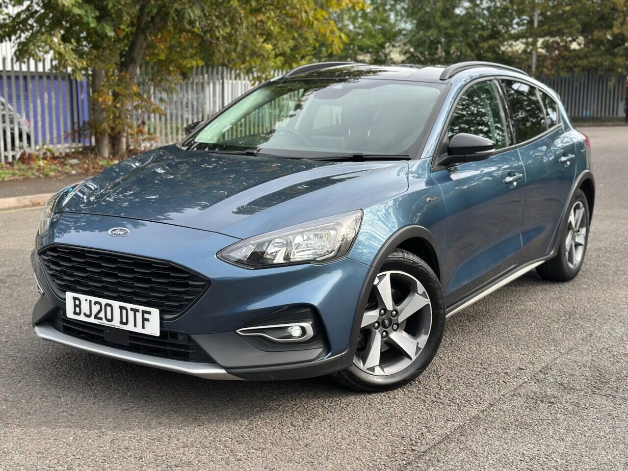 Ford Focus view 6