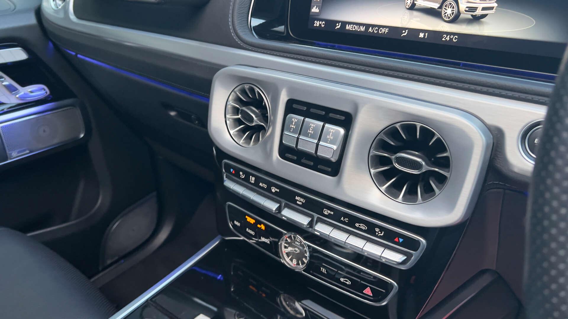 Mercedes-Benz G Class view 36