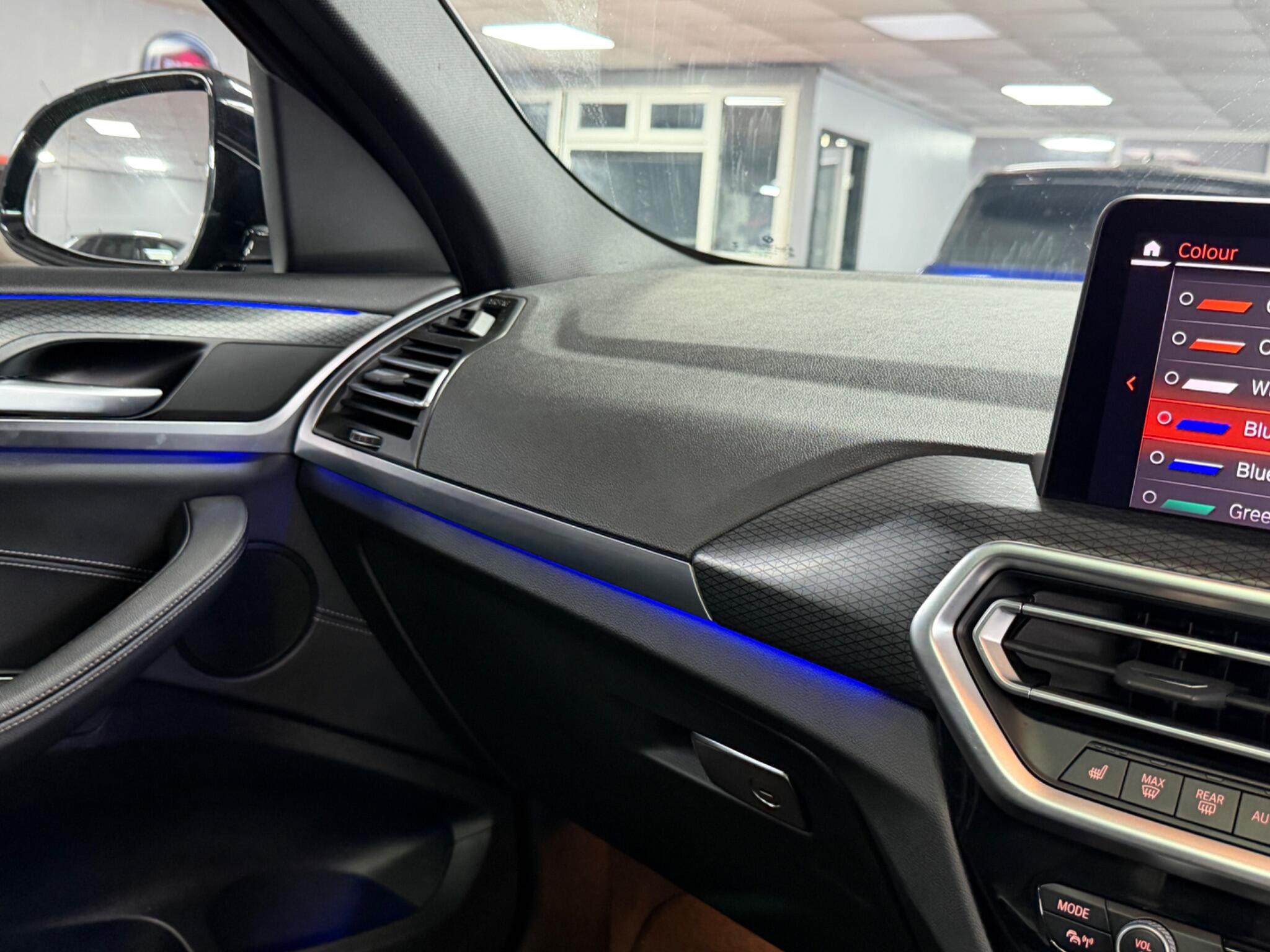 BMW X4 view 31