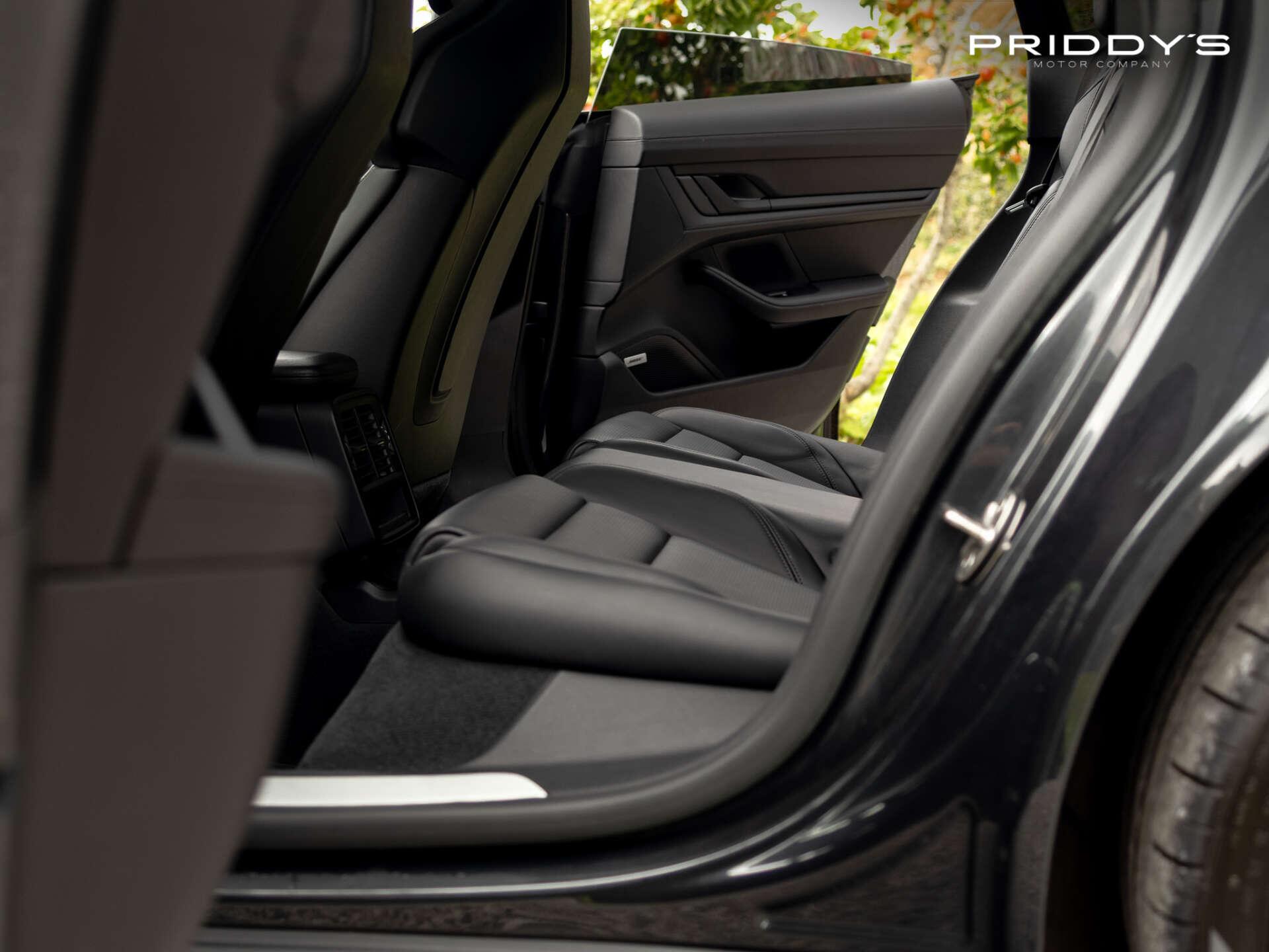 Porsche Taycan view 48