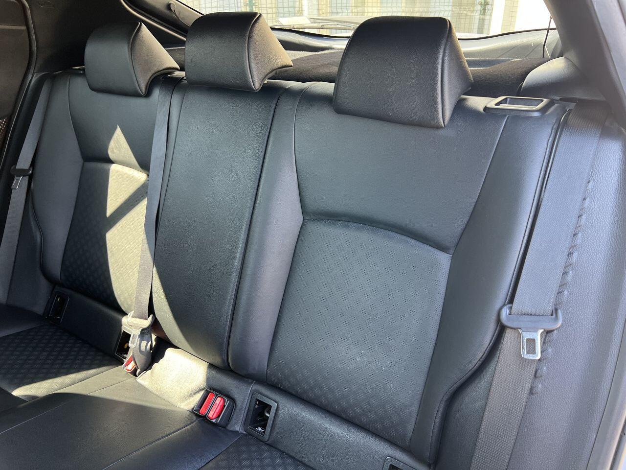 Toyota C-HR view 26