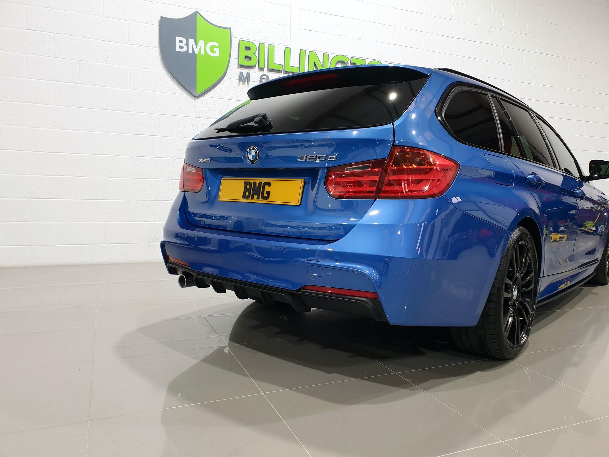 BMW 3 Series view 17