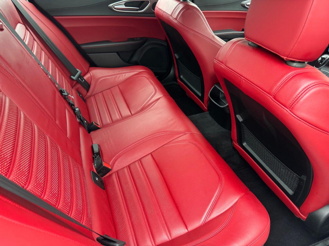 Alfa Romeo Giulia view 14