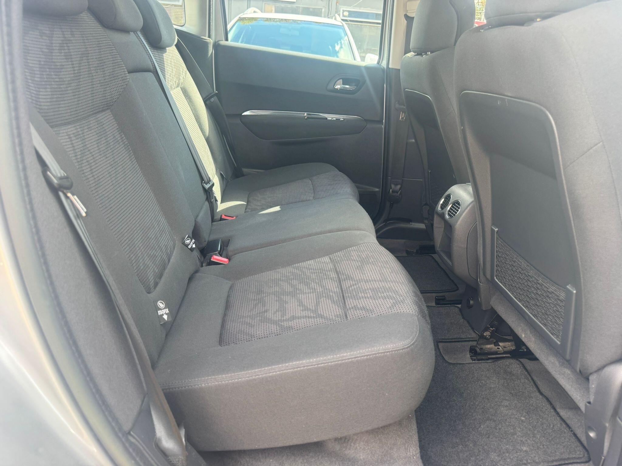 Peugeot 3008 view 20