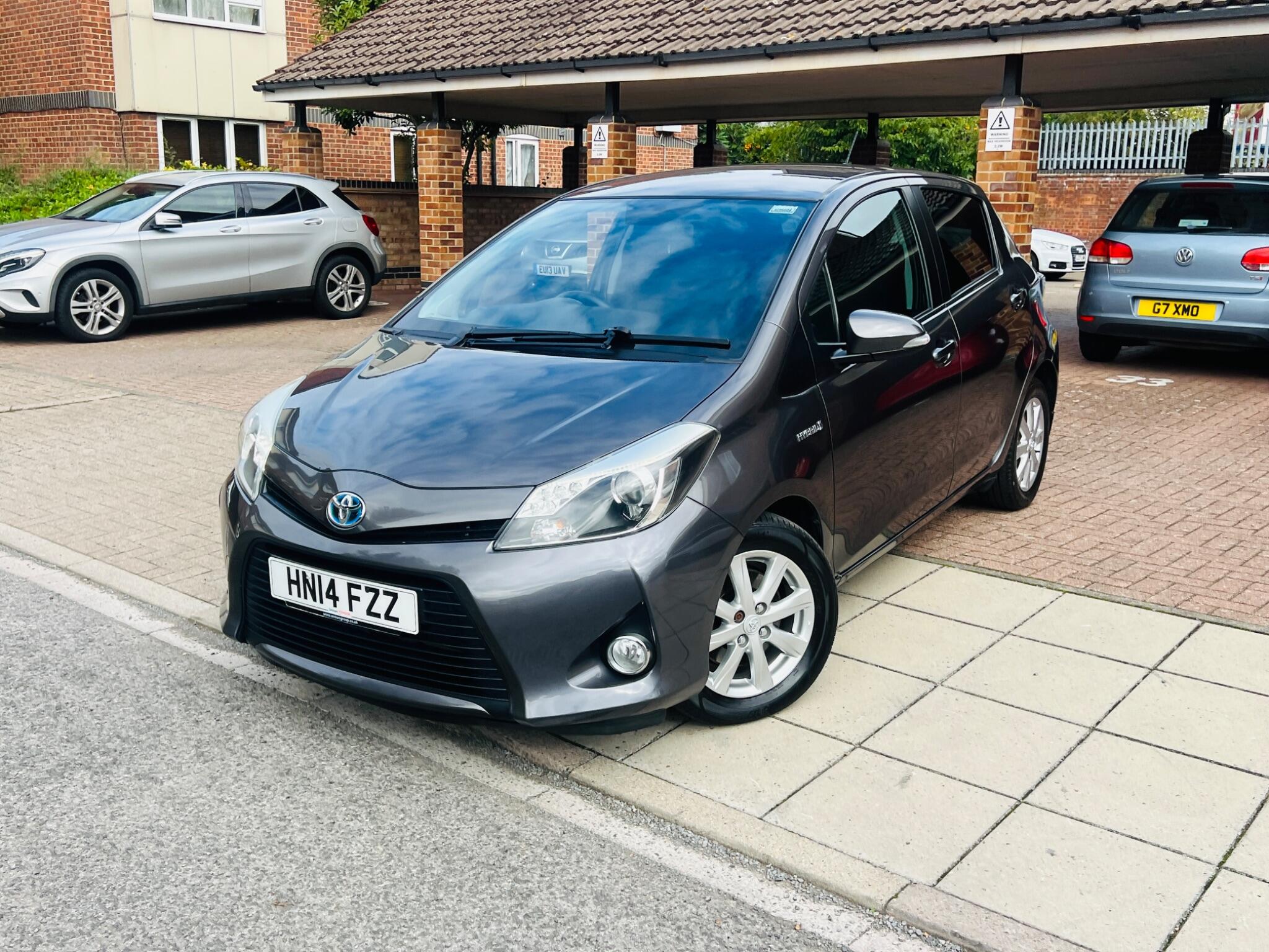 Toyota Yaris view 15