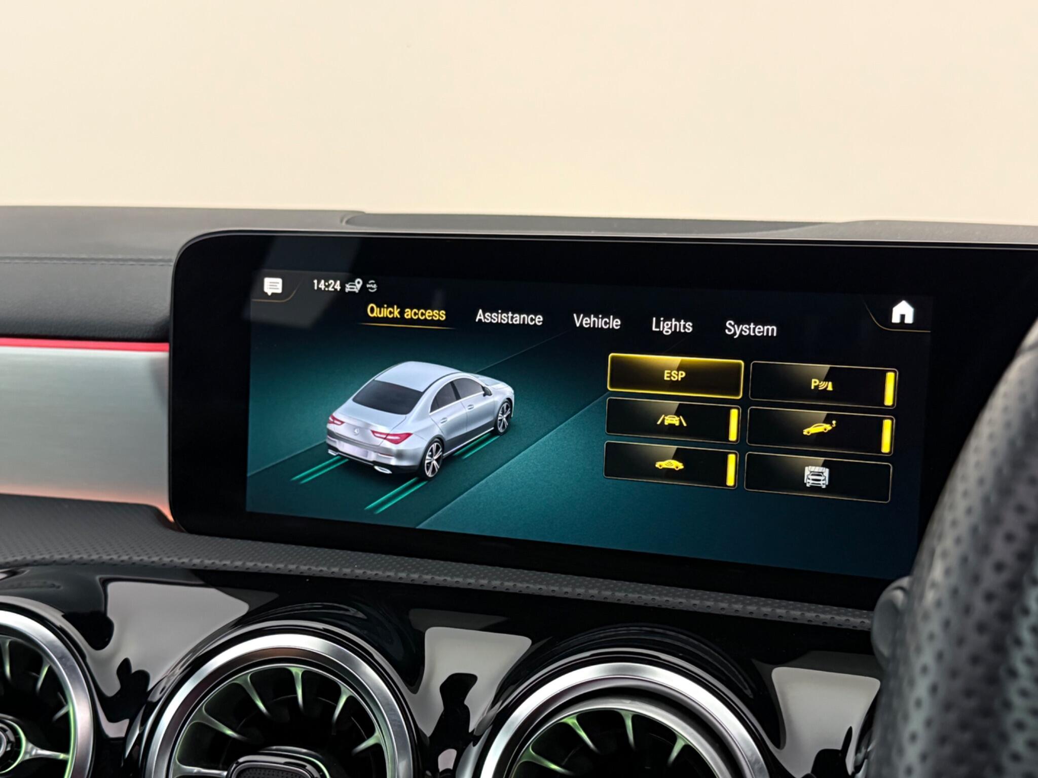 Mercedes-Benz Cla view 29