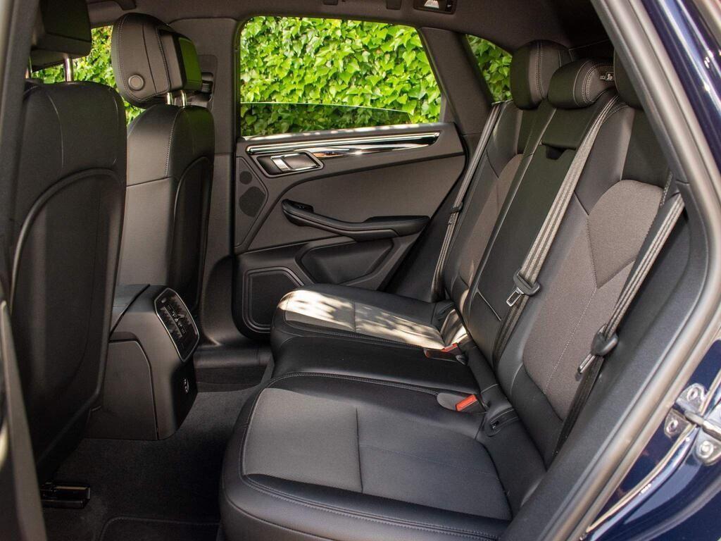 Porsche Macan view 8