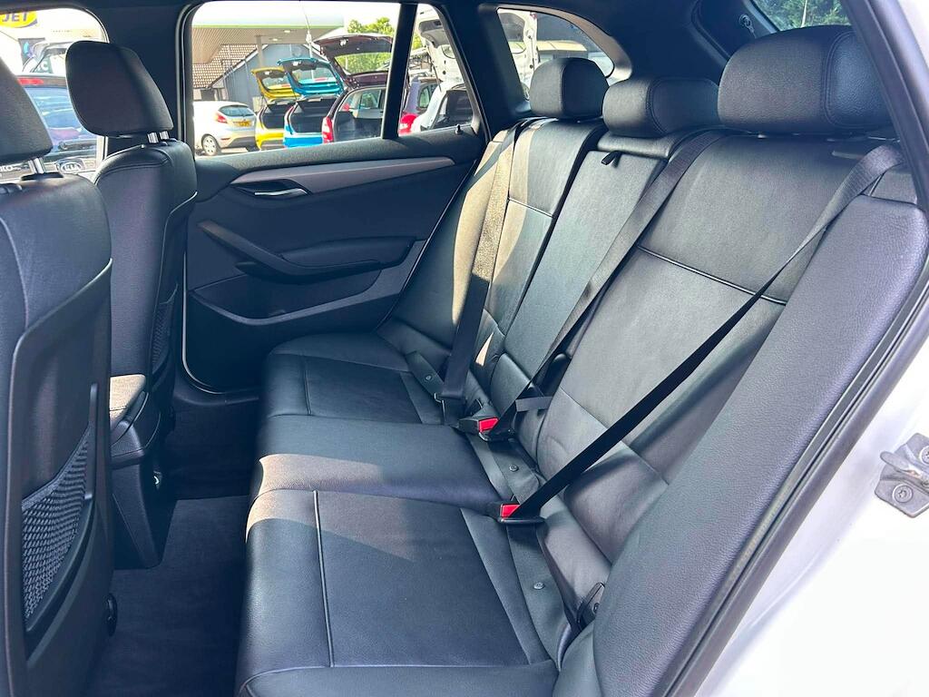 BMW X1 view 16